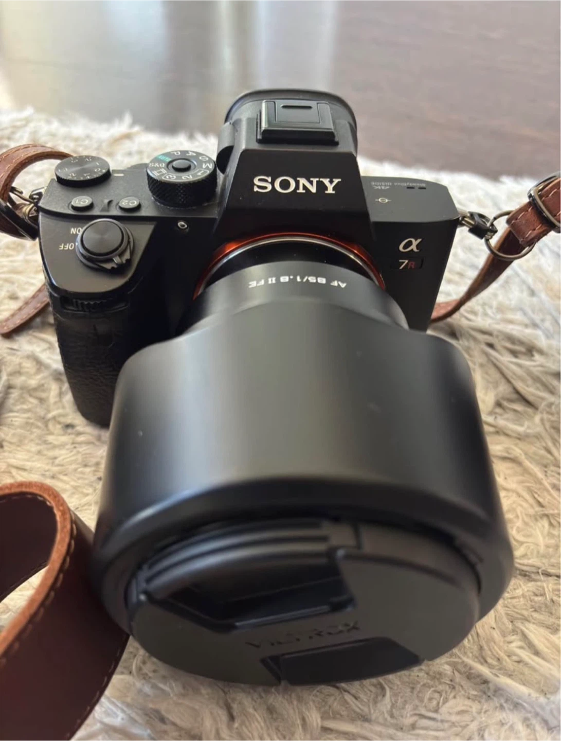 Sony Alpha a7R iii Mirrorless Camera w/14mm f4 Viltrox air lens - photo 2