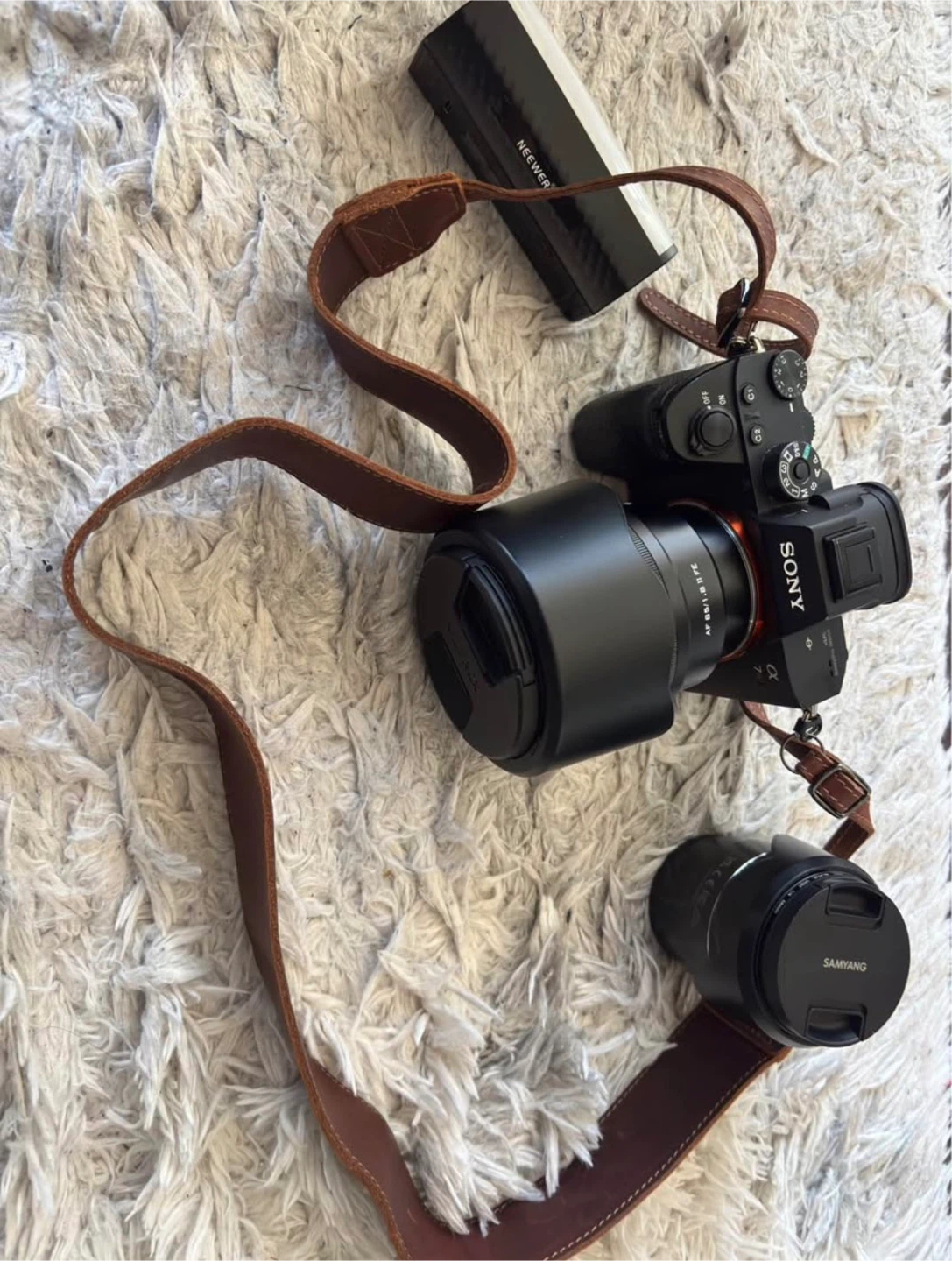 Sony Alpha a7R iii Mirrorless Camera w/14mm f4 Viltrox air lens