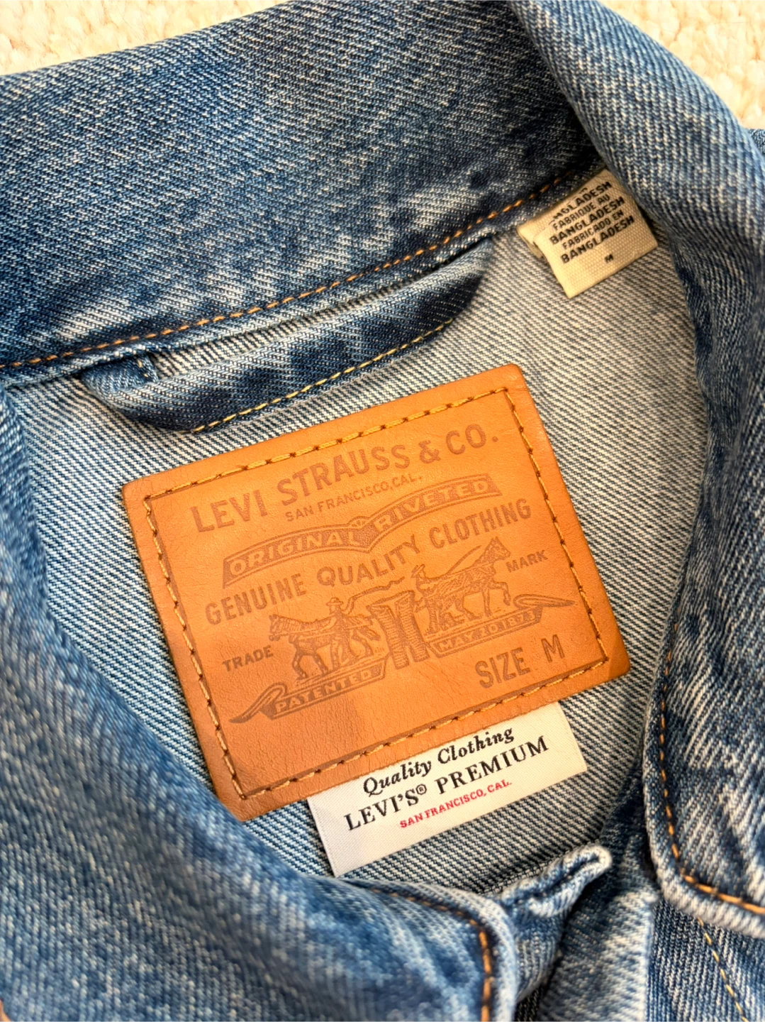 Levi's Denim Type I Jacket - Size M - photo 3