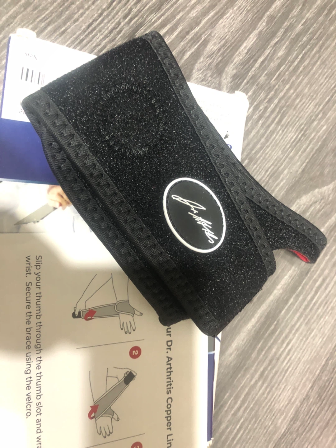 New Dr Arthritis Copper Lined Wrist Brace & Handbook - photo 4