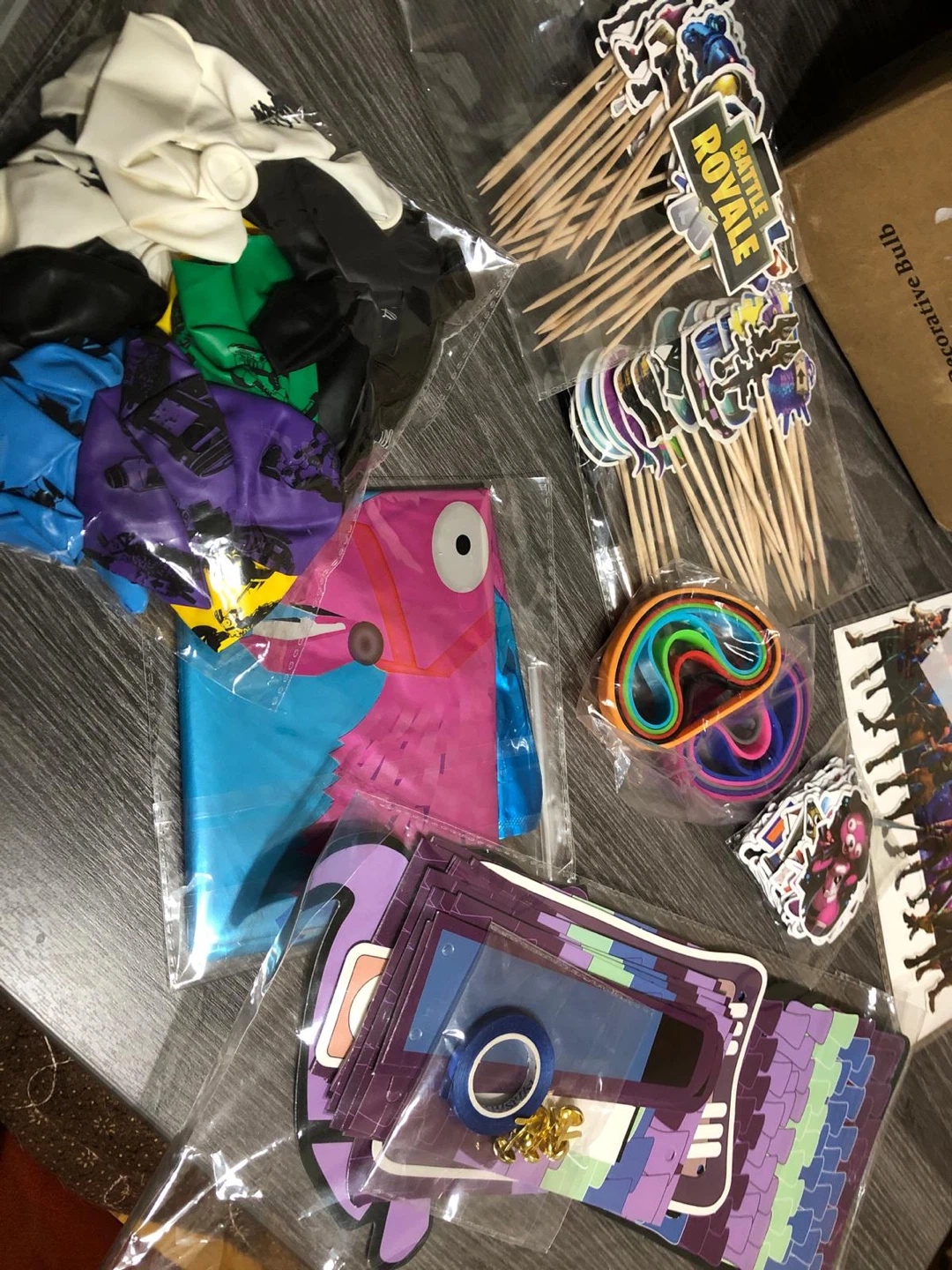 New-Fortnite Themed Party Supplies Set - photo 2