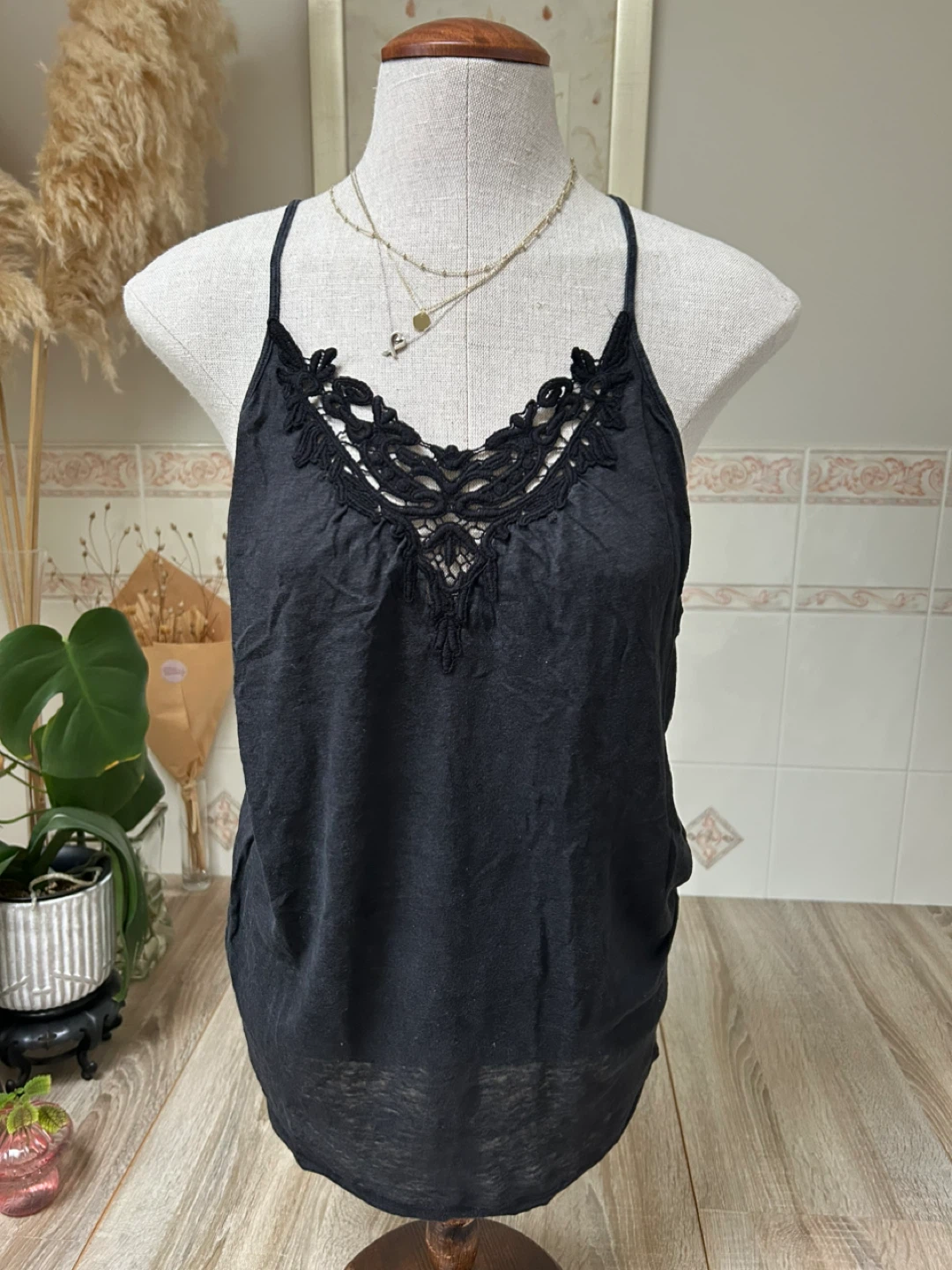 Wilfred Black Lace Trim Cami Top - XS