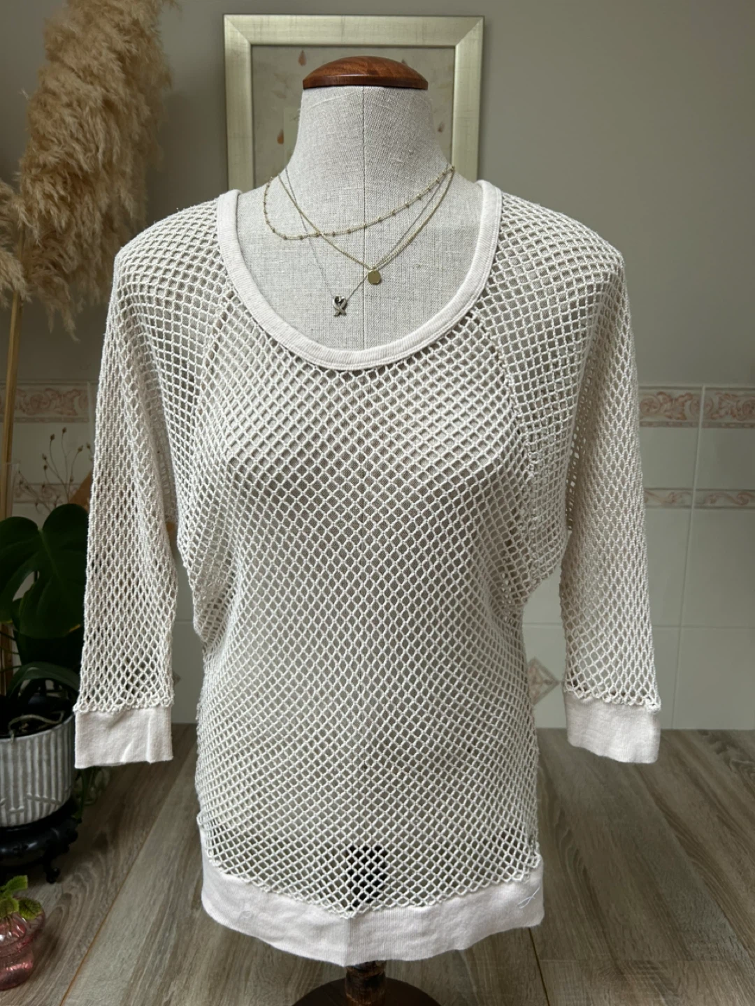 Rip Curl Mesh Long Sleeve Top Size Medium