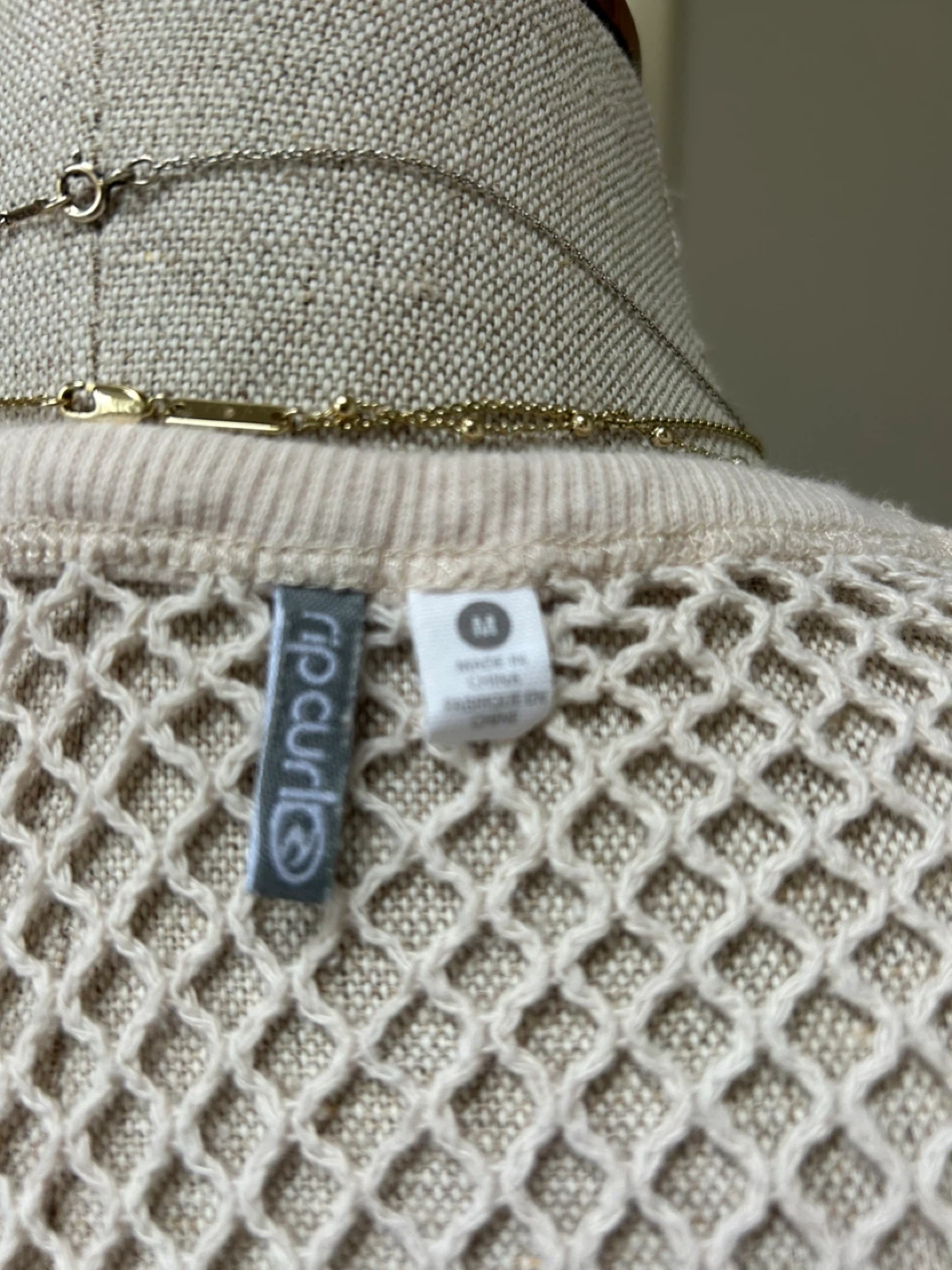 Rip Curl Mesh Long Sleeve Top Size Medium - photo 3