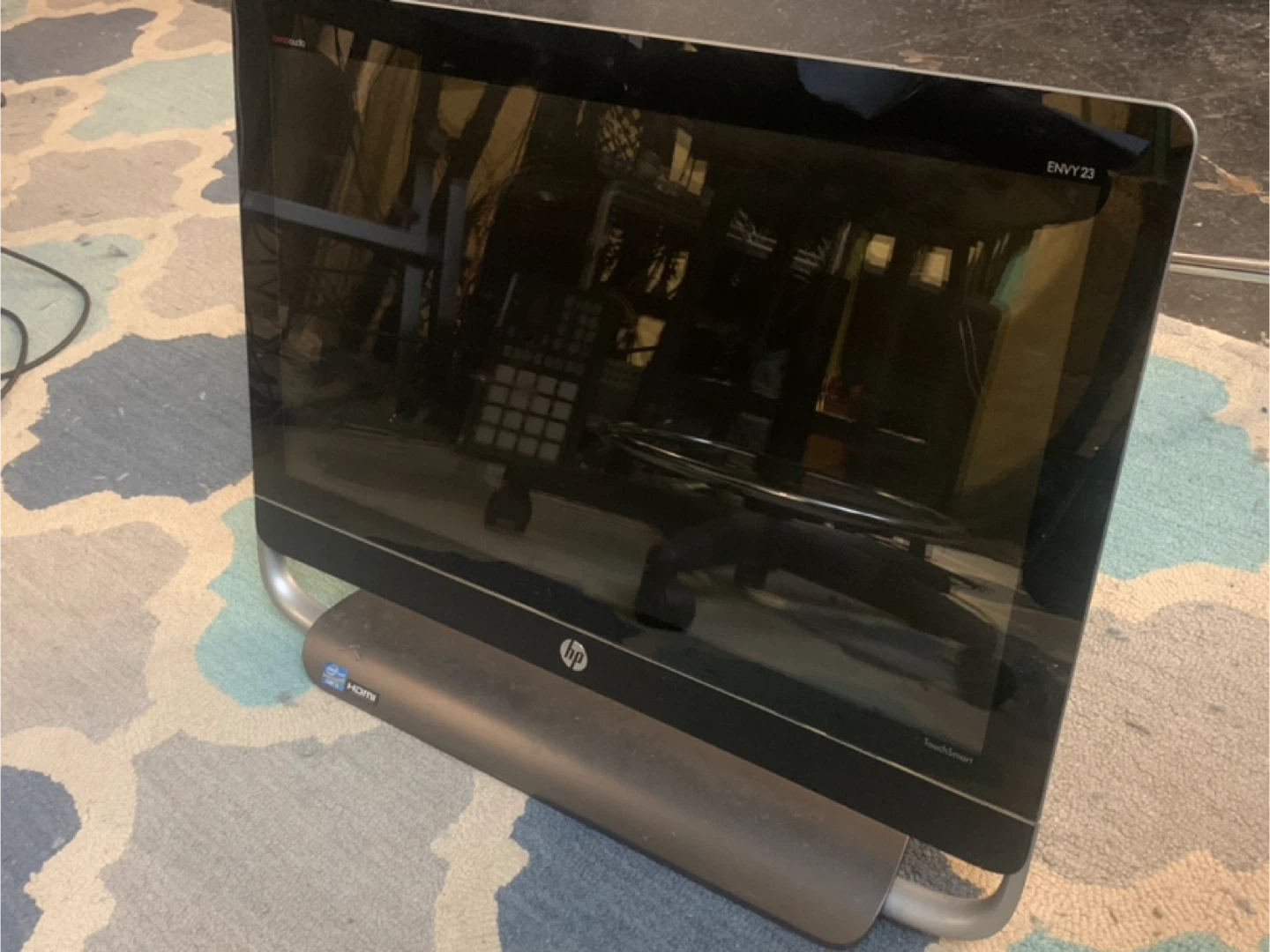 HP ENVY 23 (intel core i5) All-in-One PC