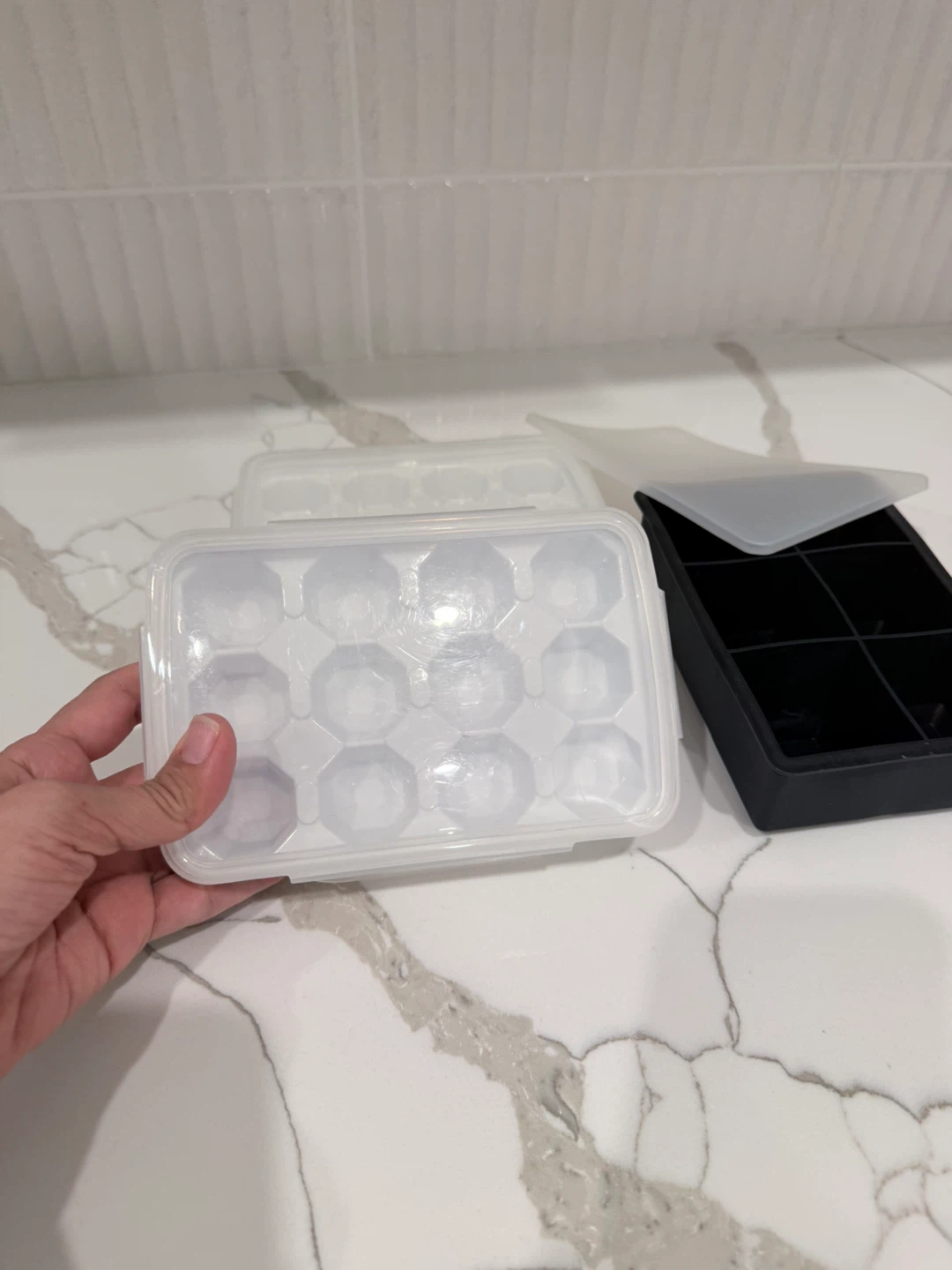 Ice Cube Tray Set with Lids - photo 2