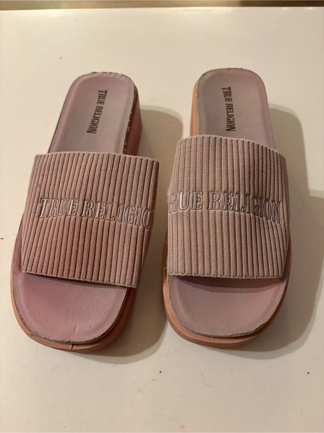 True Religion Slide Sandals – Blush Pink
