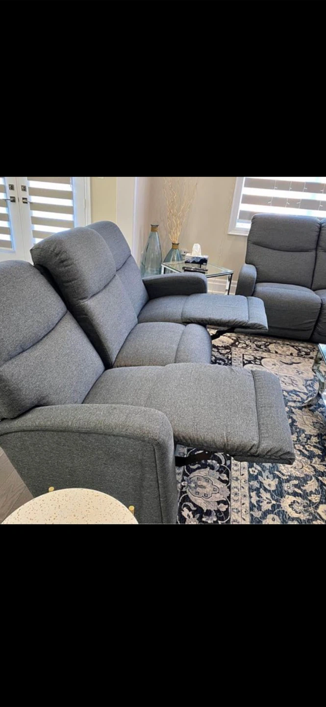 2 pieces LAZ boy Grey Reclining Sofas - photo 3