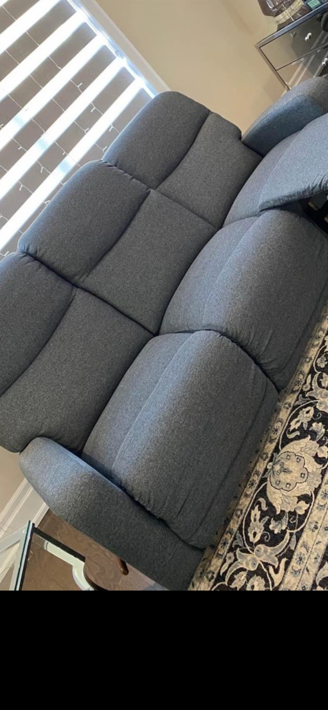 2 pieces LAZ boy Grey Reclining Sofas - photo 4