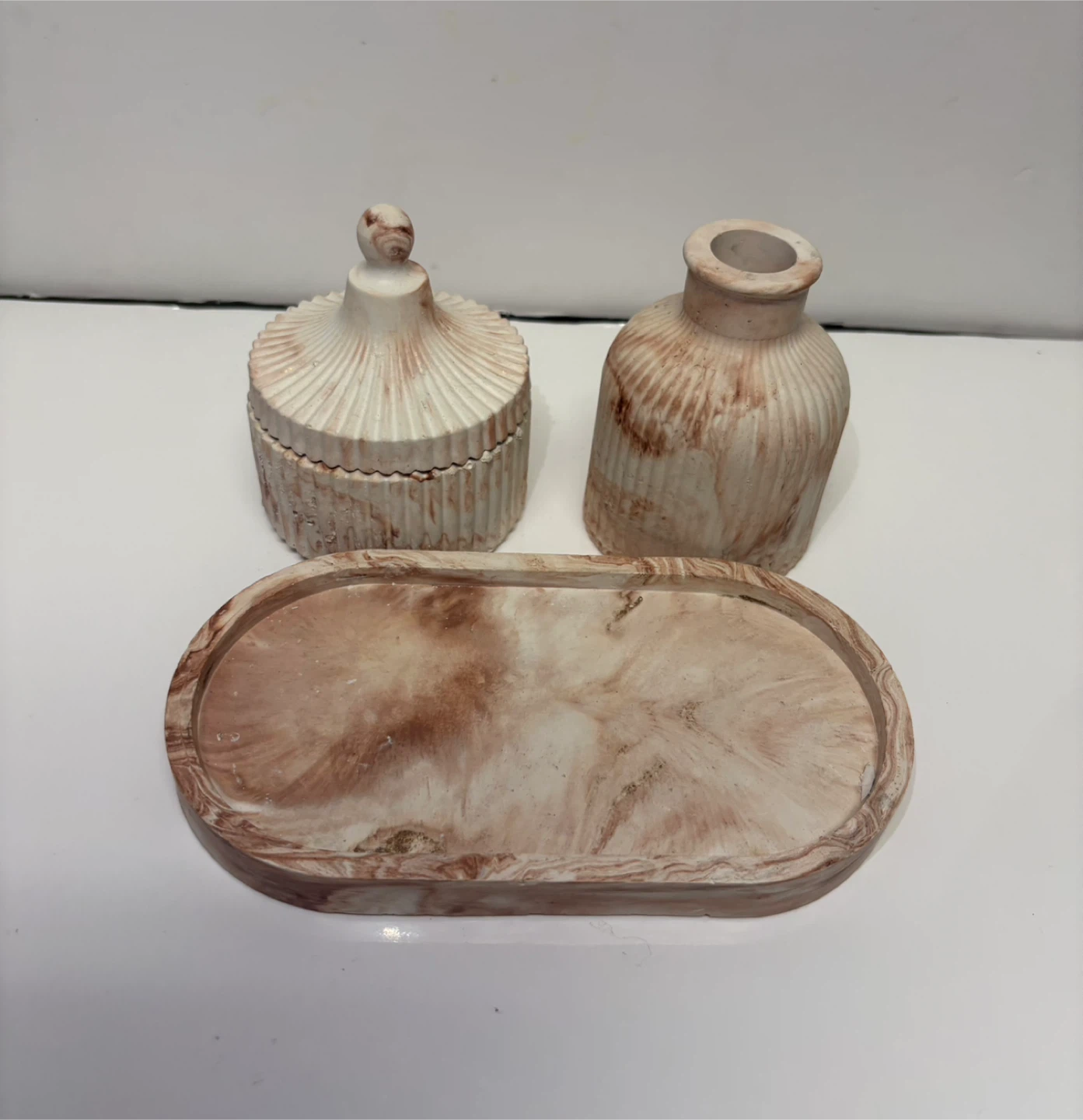 Handmade marble tray set with Trinket Box and Vase - photo 2