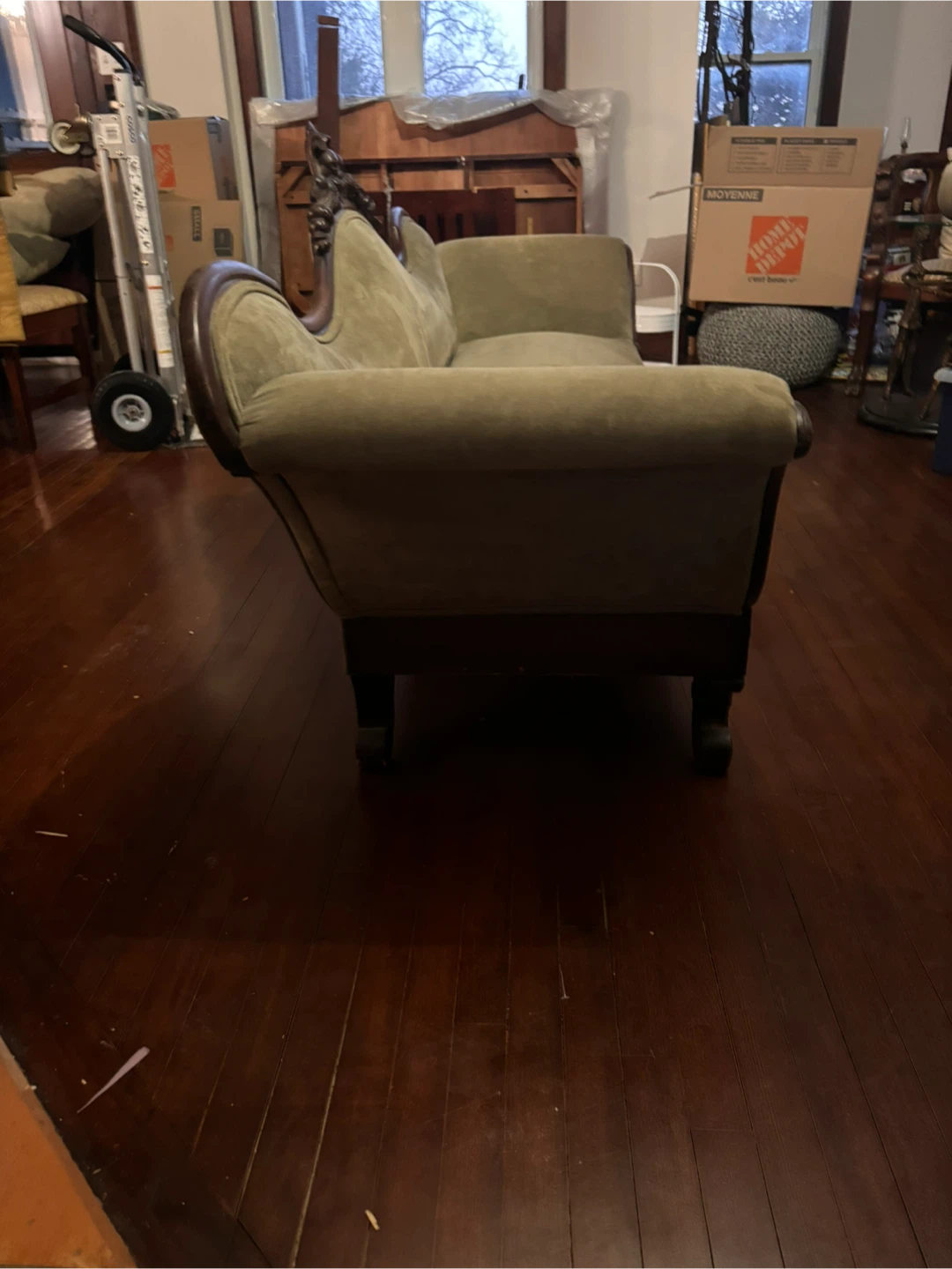 Antique Victorian Mahogany Carved Sofa – Family Heirloom - photo 2