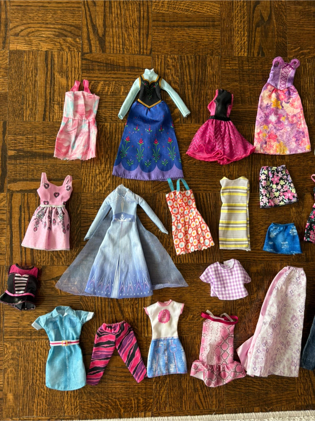 Assorted Barbie Doll Clothes Lot - photo 2