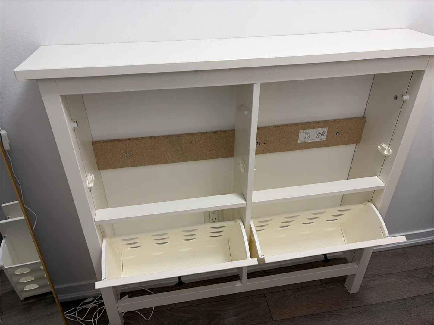White 4-Door Shoe Cabinet - photo 4
