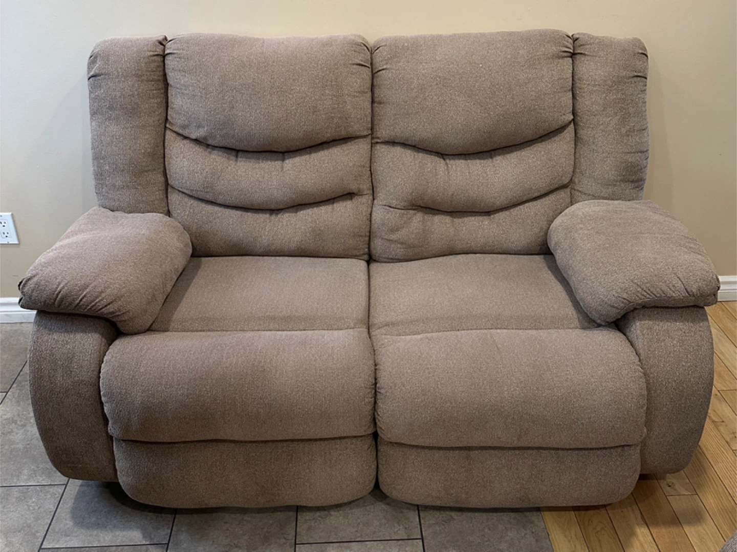 Beautiful Reclining Sofa Set from The Brick (CAN DELIVER) - photo 5