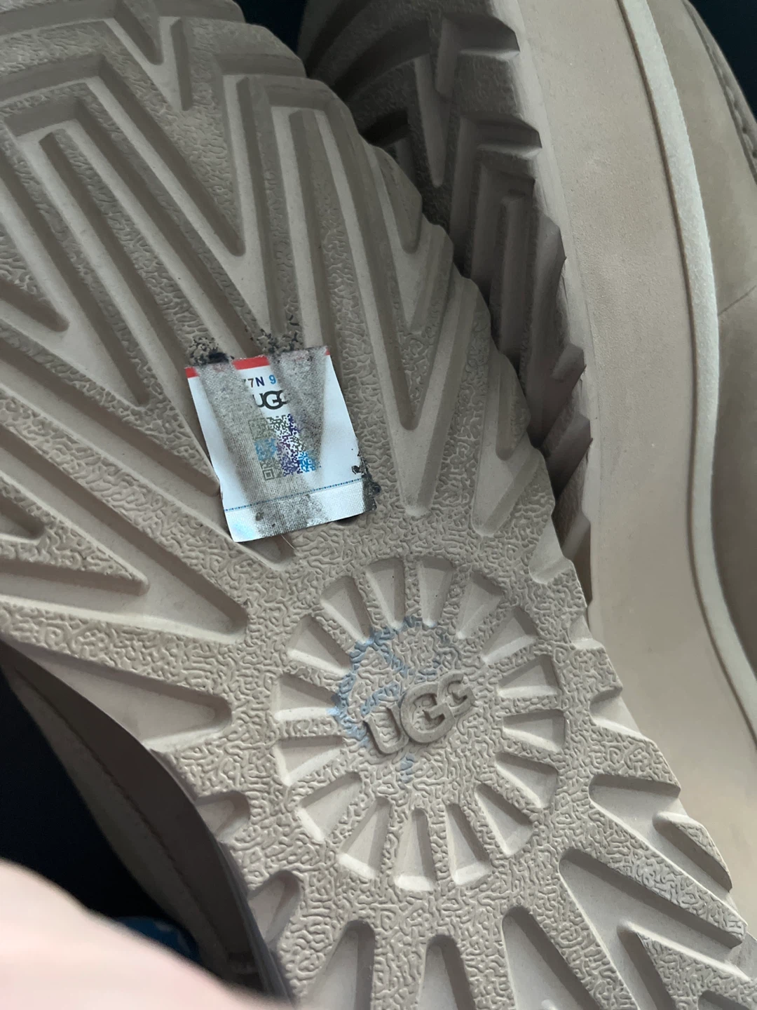 NEW UGGS - photo 2