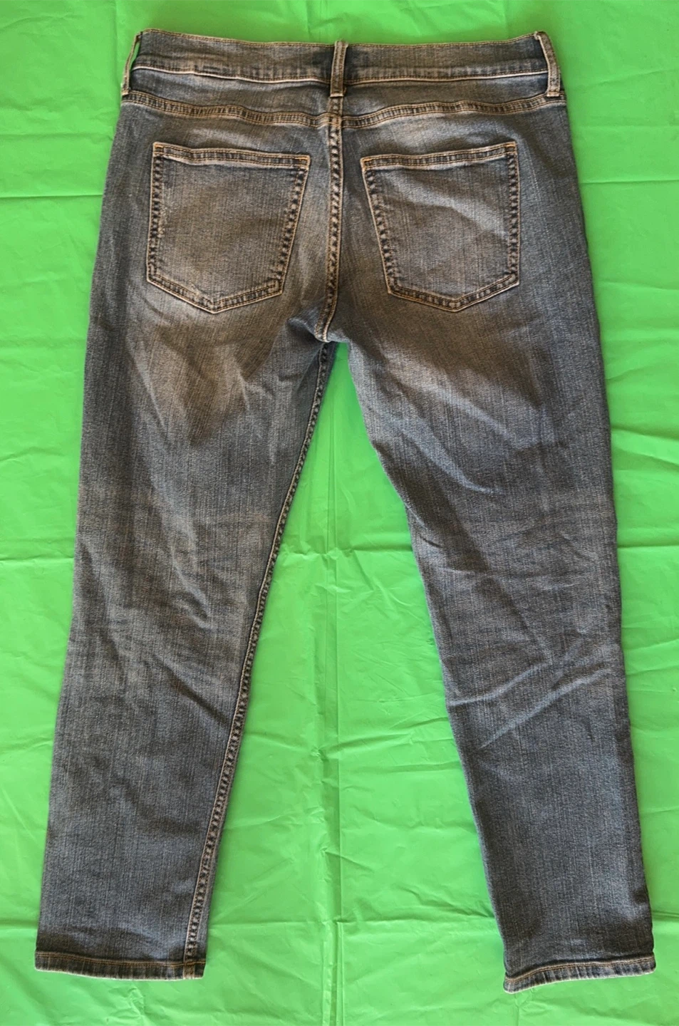 Banana Republic Petite Girlfriend Jeans$5 - photo 2