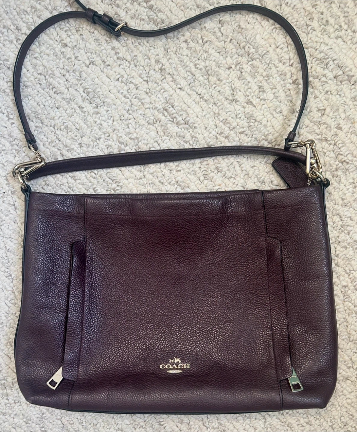 Coach Leather Shoulder Bag - Burgundy