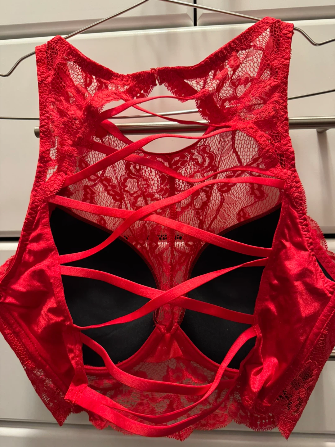 Brand new with tags-La Senza Red Lace Bra 34D - photo 2