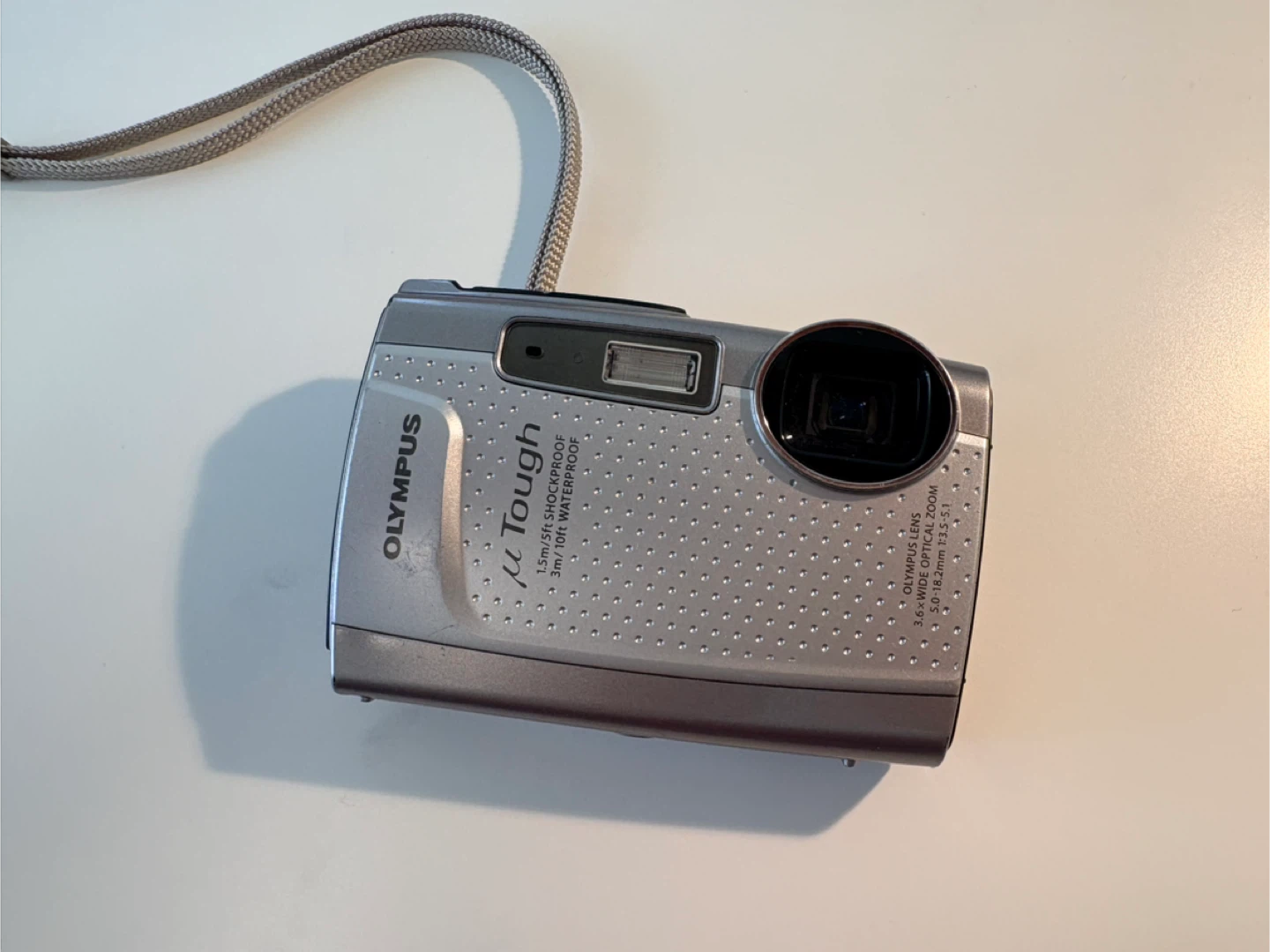 Olympus µ Tough Digital Camera