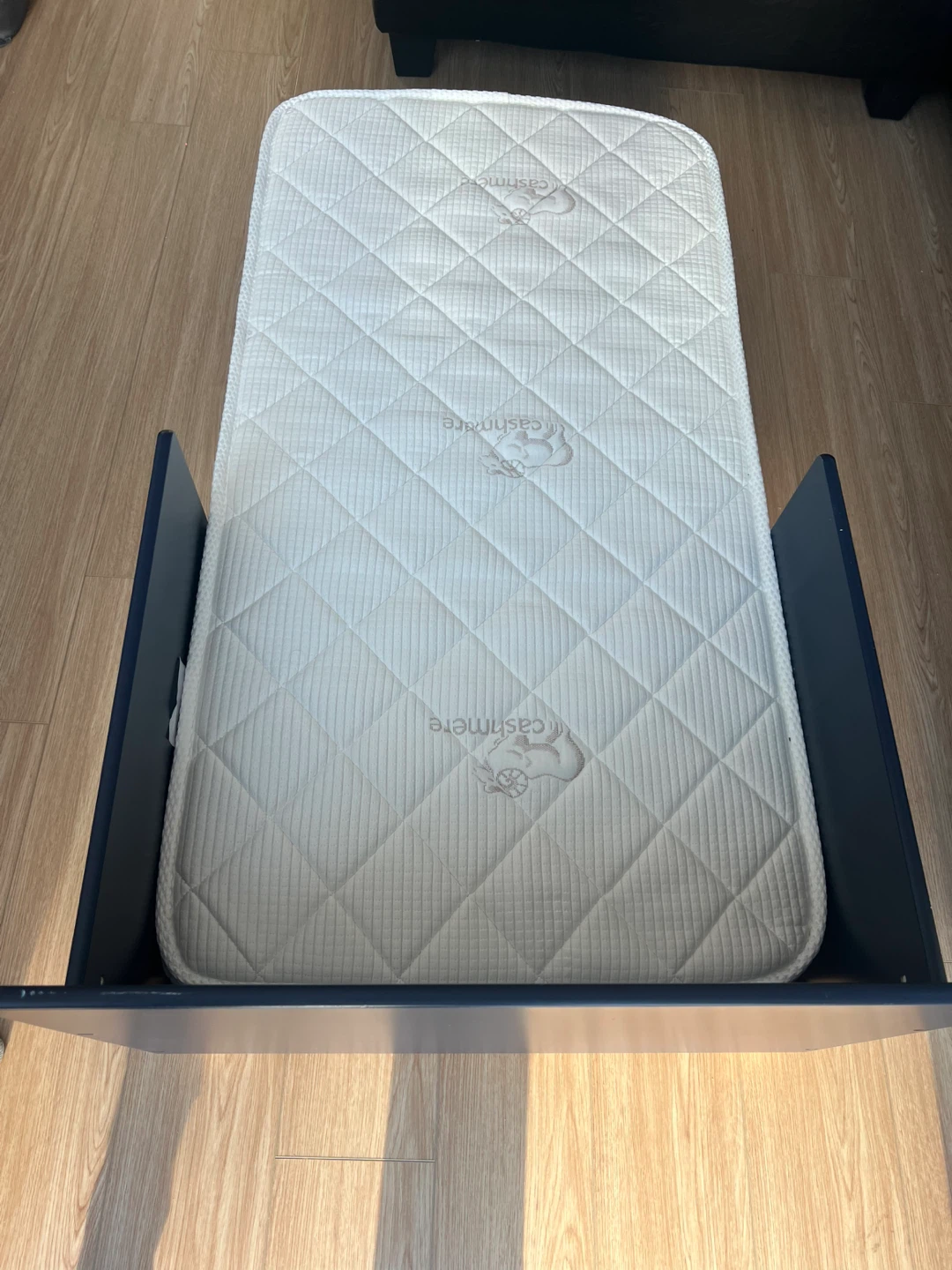 GAP Kids Toddler Bed with Mattress - photo 3