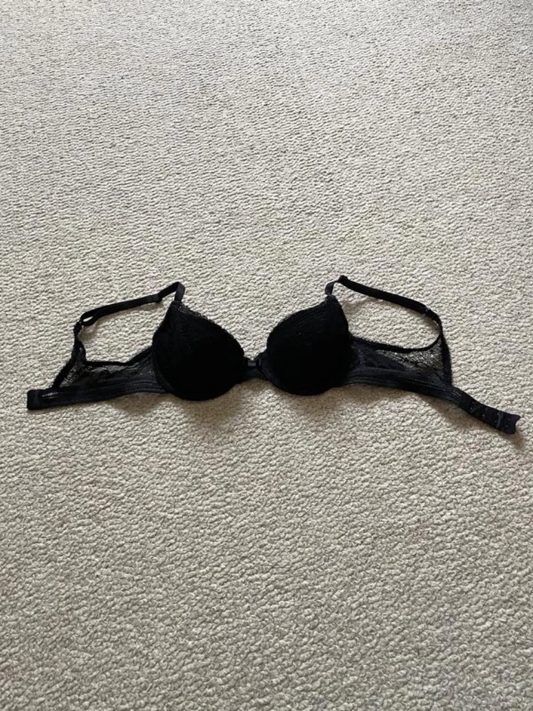 Victoria’s Secret lace push-up bra - photo 2