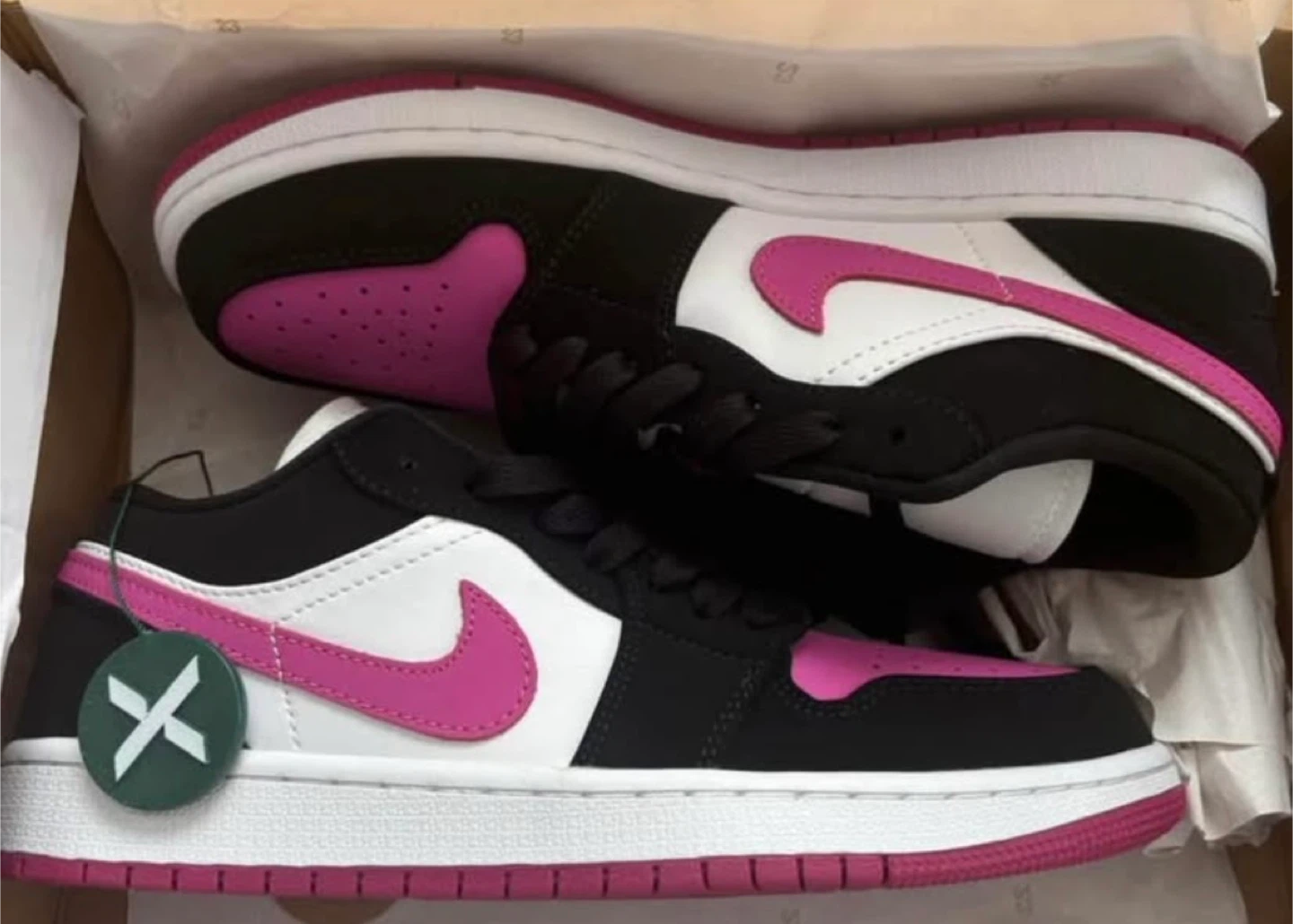 NEW: Air Jordan 1 Low Purple Cactus Flower Size 8 - photo 3