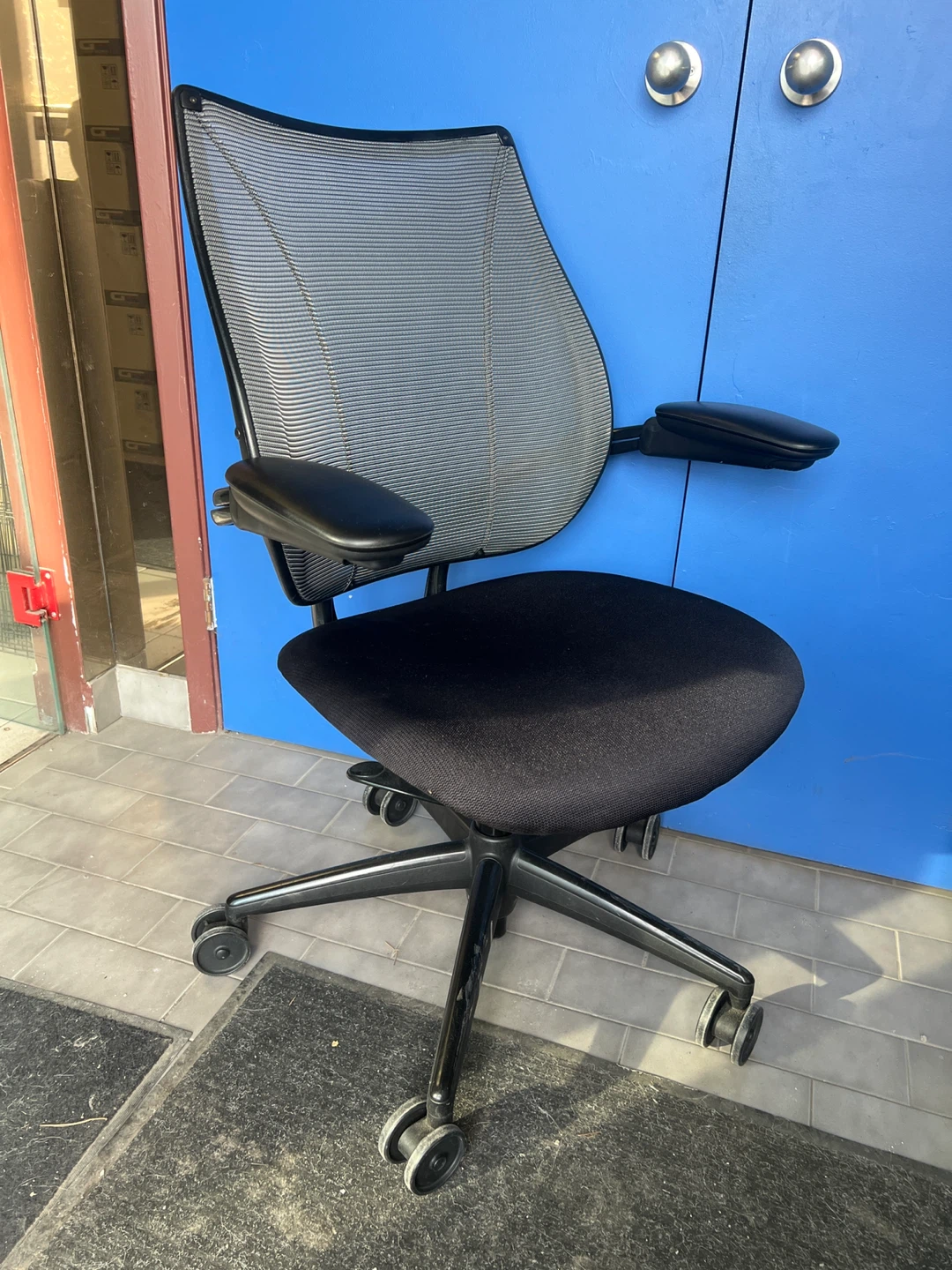 Advanced Ergonomics Humanscale Liberty Task chair home / office