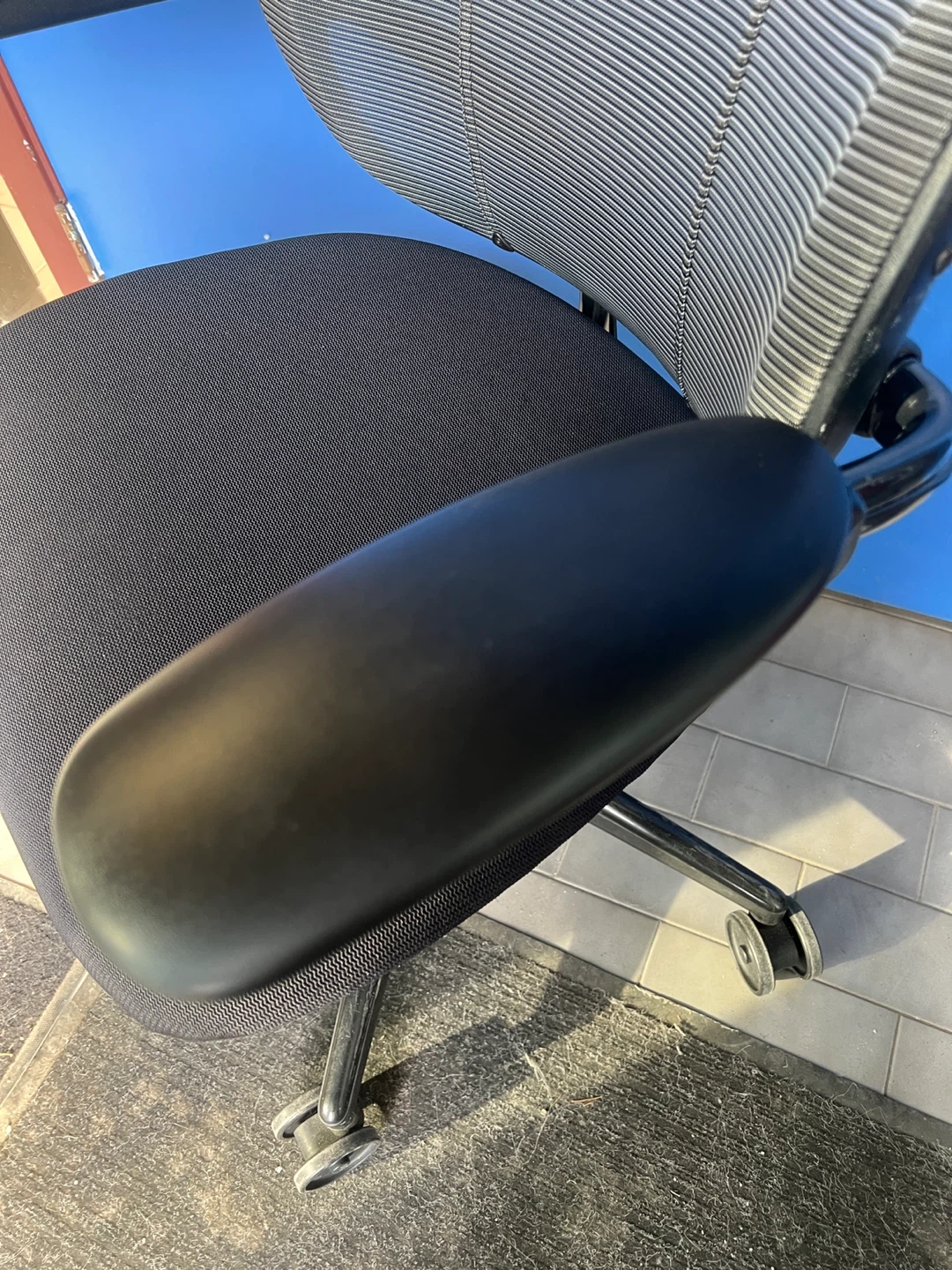 Advanced Ergonomics Humanscale Liberty Task chair home / office - photo 3