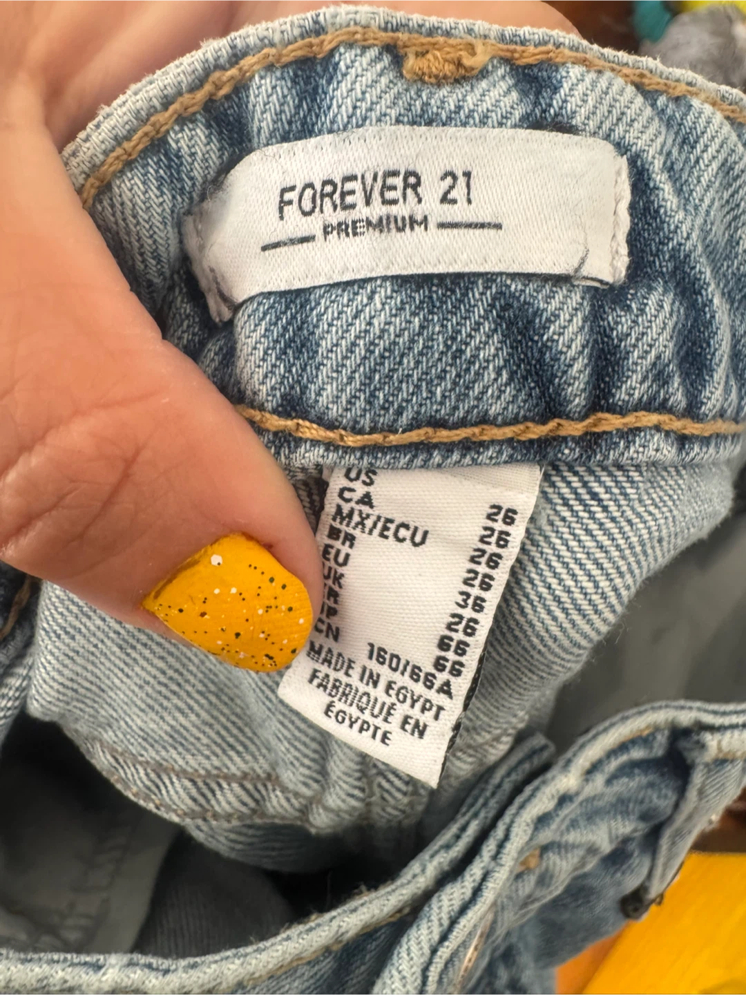 Forever 21 Mom Short Distressed Denim Jean Shorts Size 26 - photo 4
