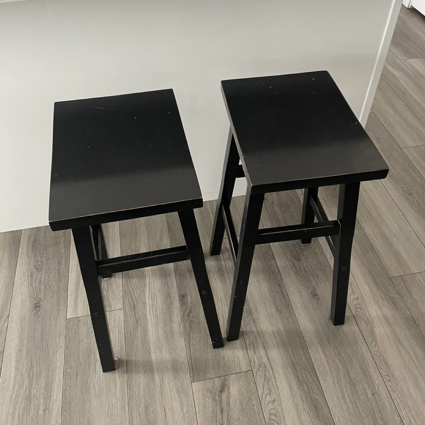 2 Bar Stools - photo 2
