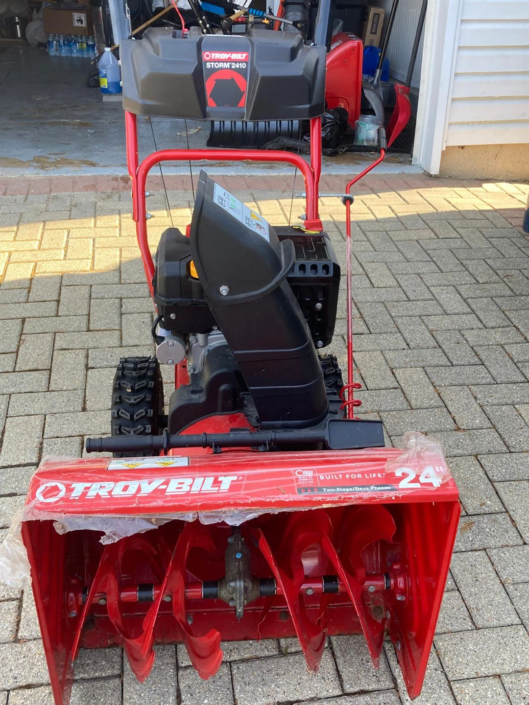 Troy-Bilt Storm 2410 Snow Blower - photo 3