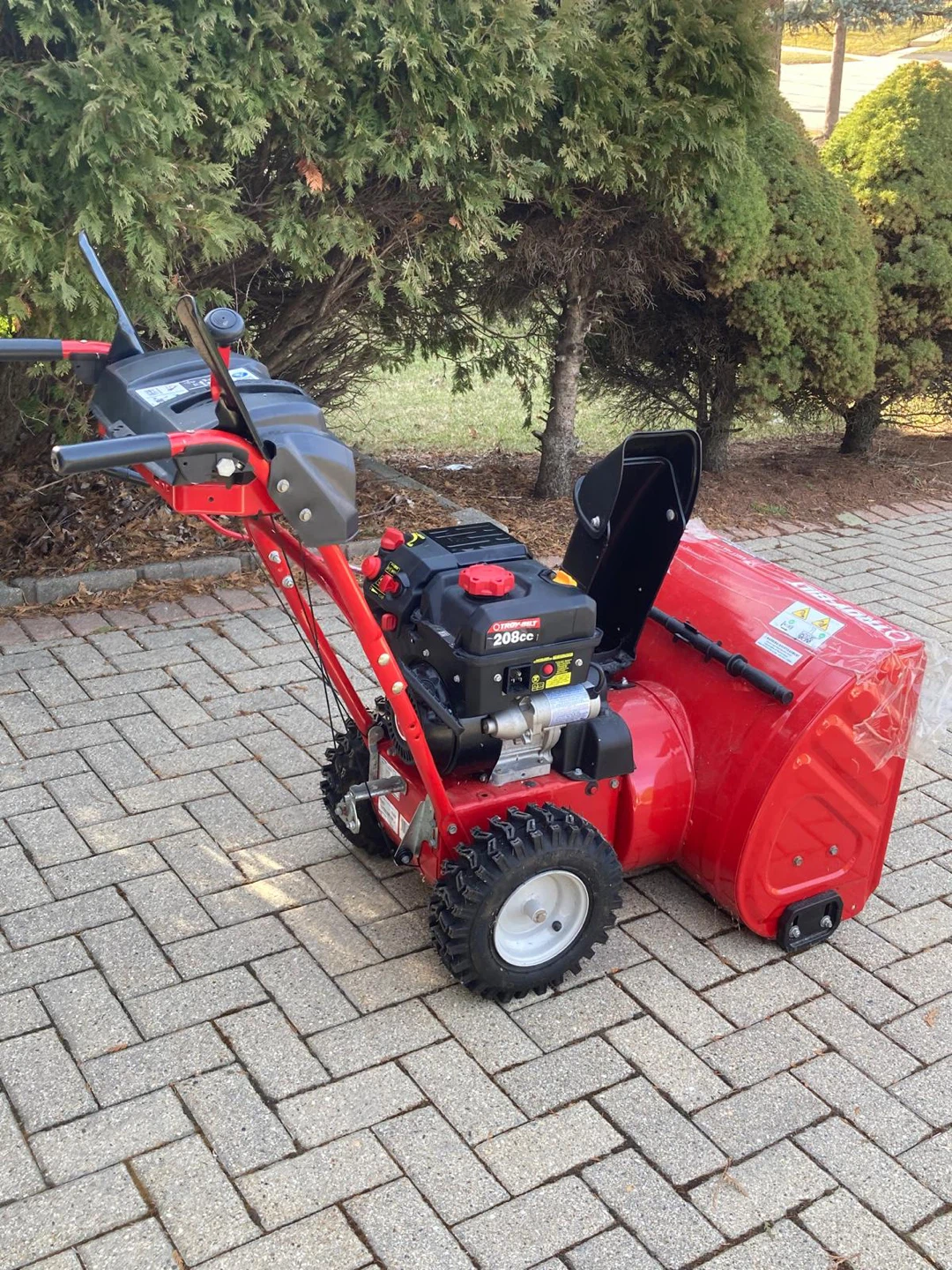 Troy-Bilt Storm 2410 Snow Blower - photo 4