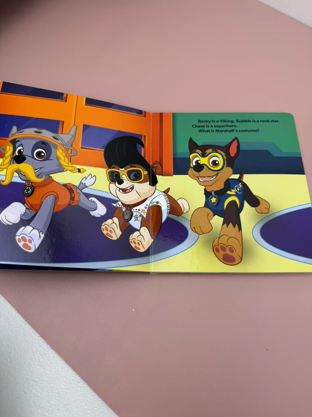 Nickelodeon Paw Patrol Halloween Heroes! Children's Book - photo 3