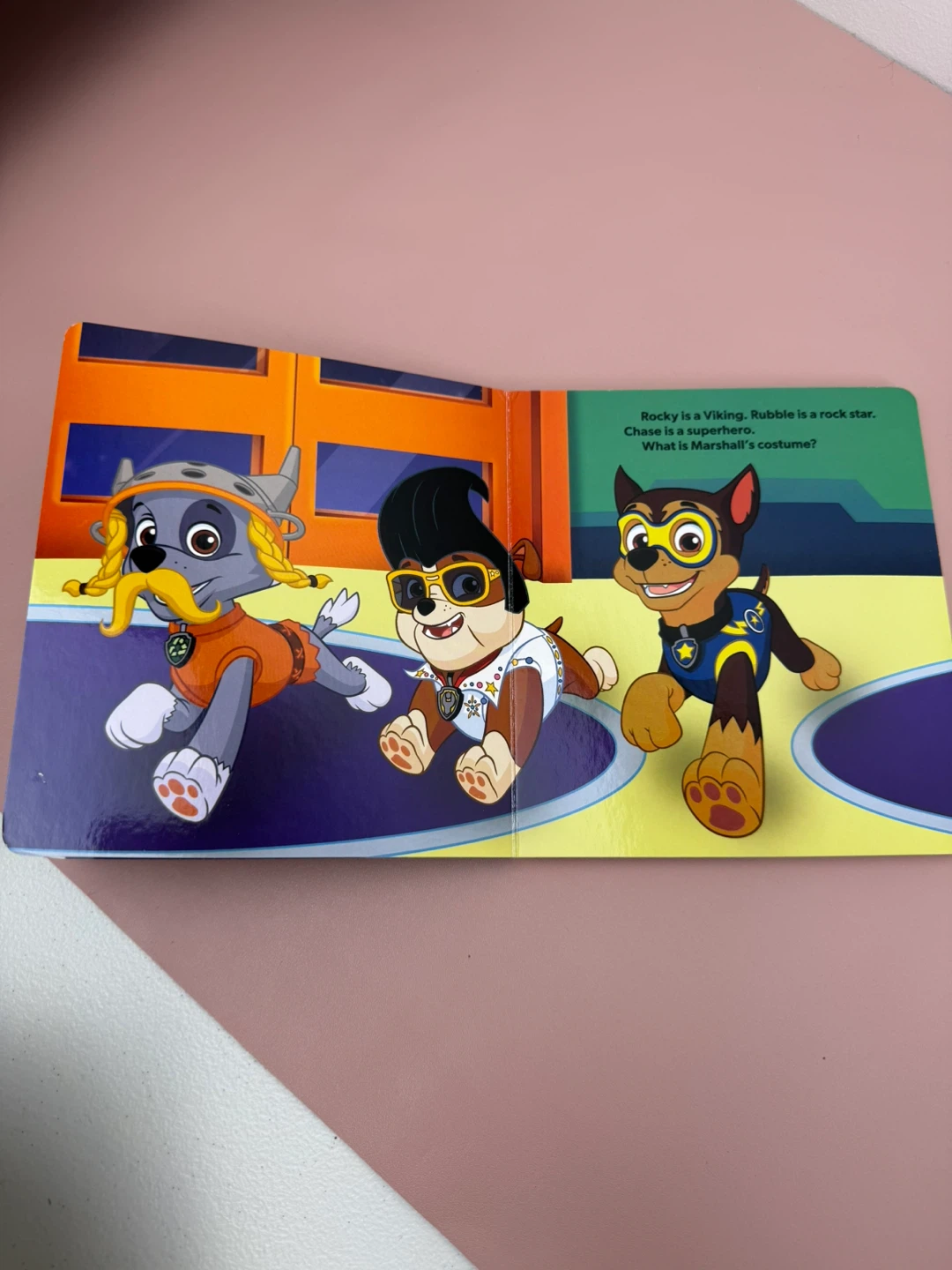 Nickelodeon Paw Patrol Halloween Heroes! Children's Book - photo 4