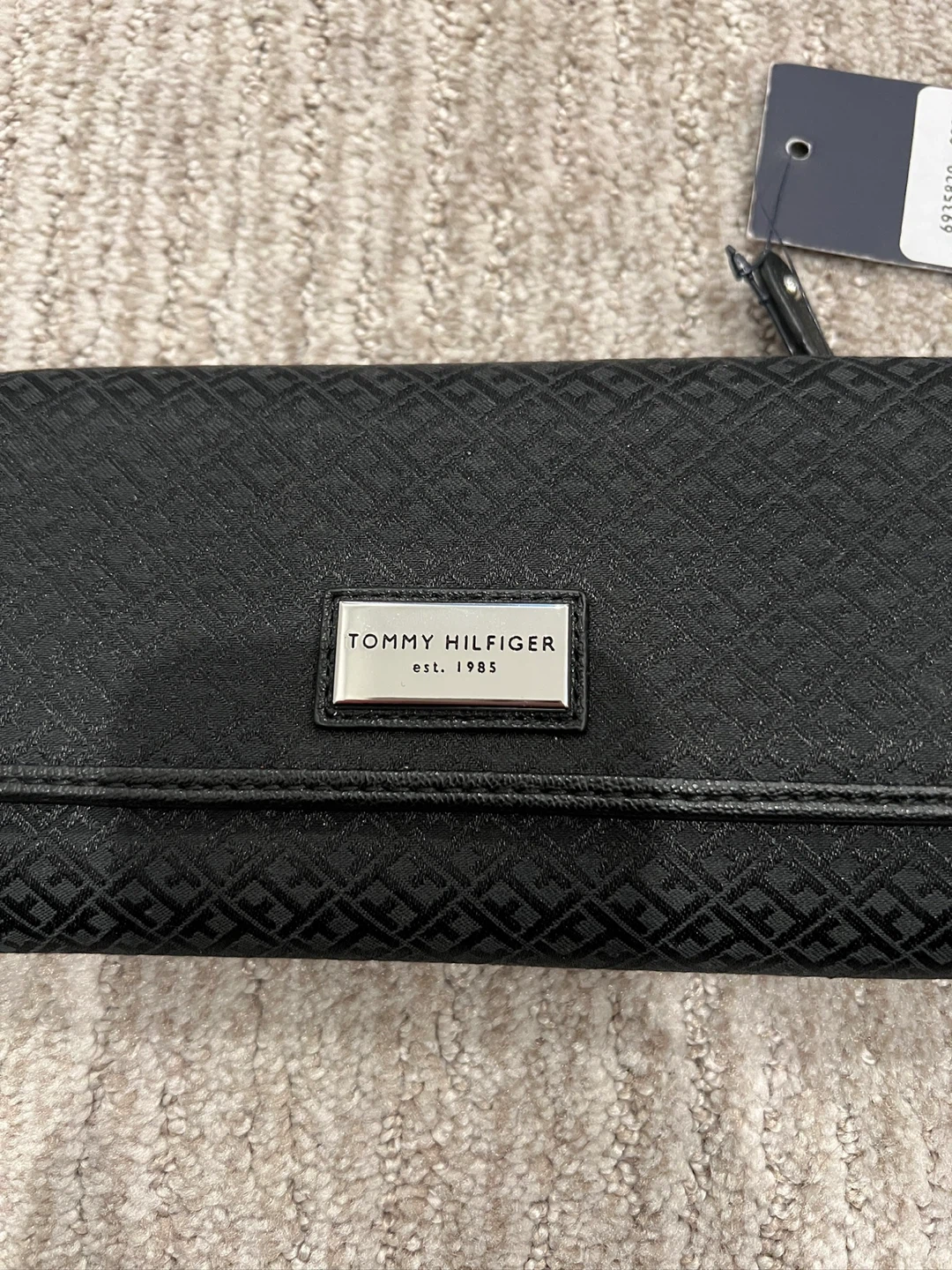Tommy Hilfiger Black Wallet - photo 2