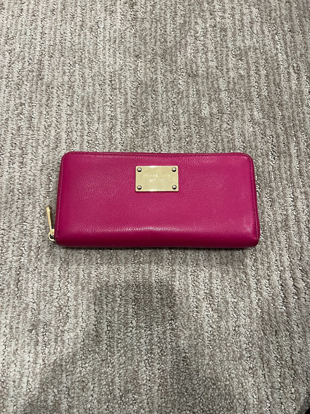 Michael Kors Zip Around Wallet - Hot Pink