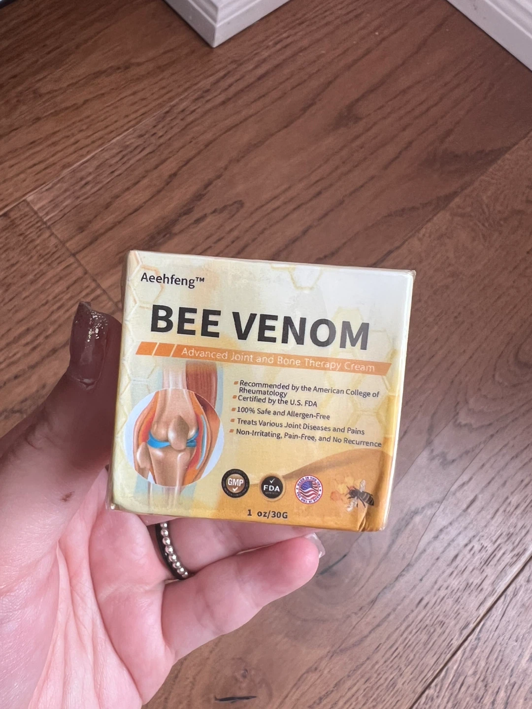 Aeehfeng Bee Venom Advanced Joint and Bone Therapy Cream 1 oz
