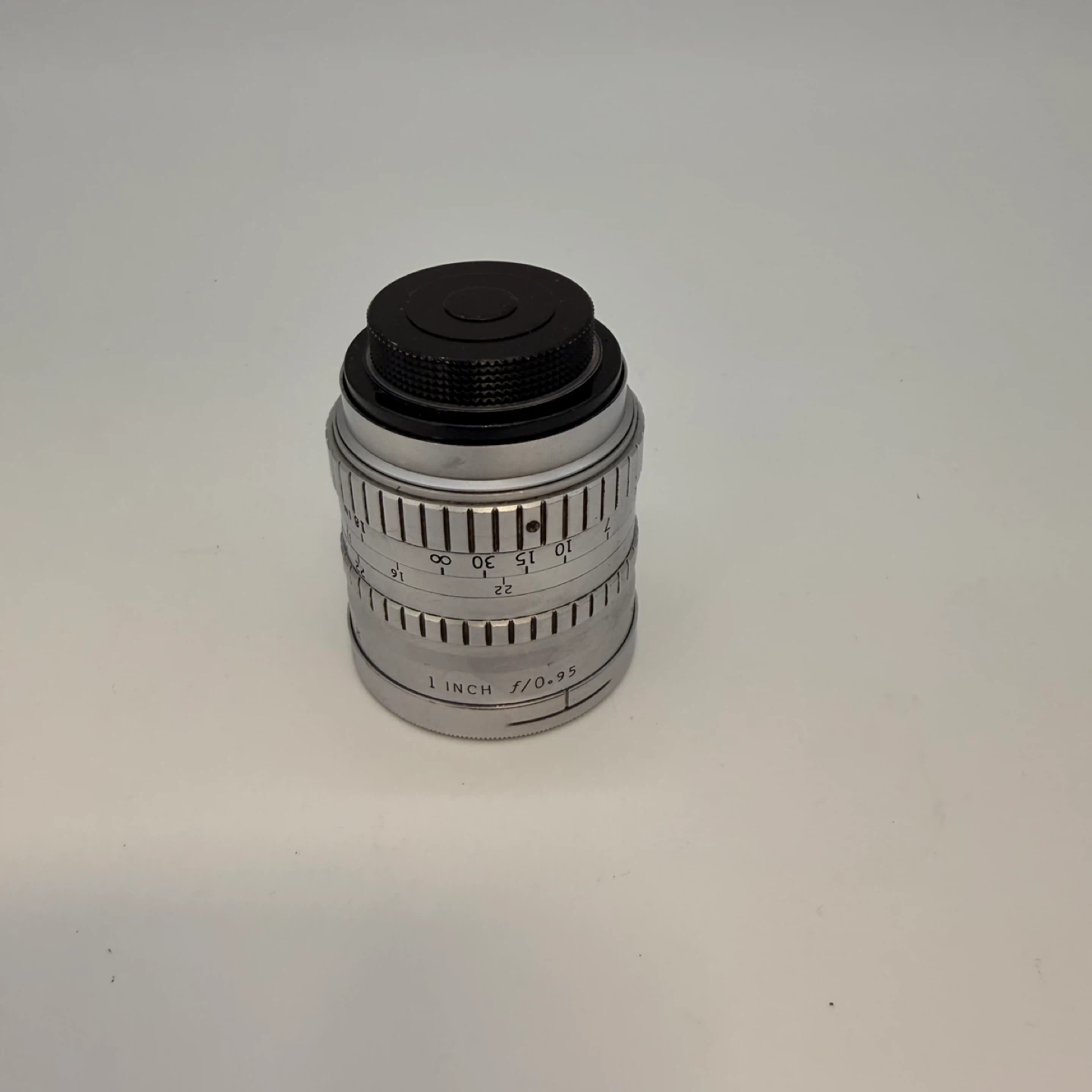Angenieux Bell & Howell 1 Inch f0.95 Cine Lens 25mm C Mount - photo 4
