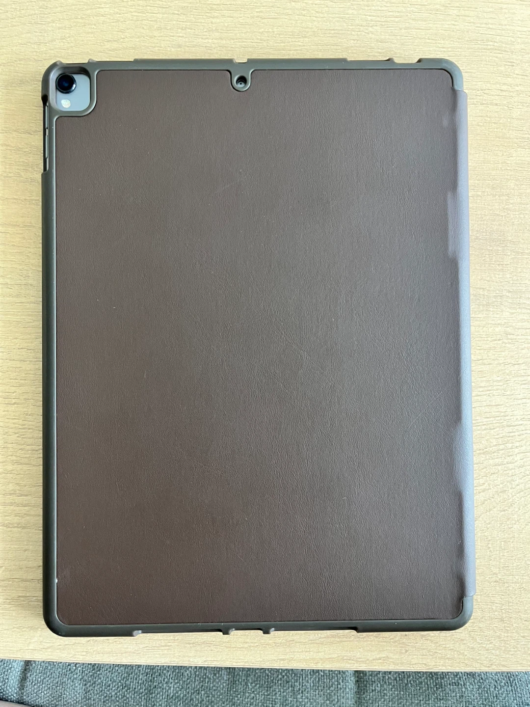 Apple iPad Pro 10.5-inch Silver with Pencil and Case - photo 4