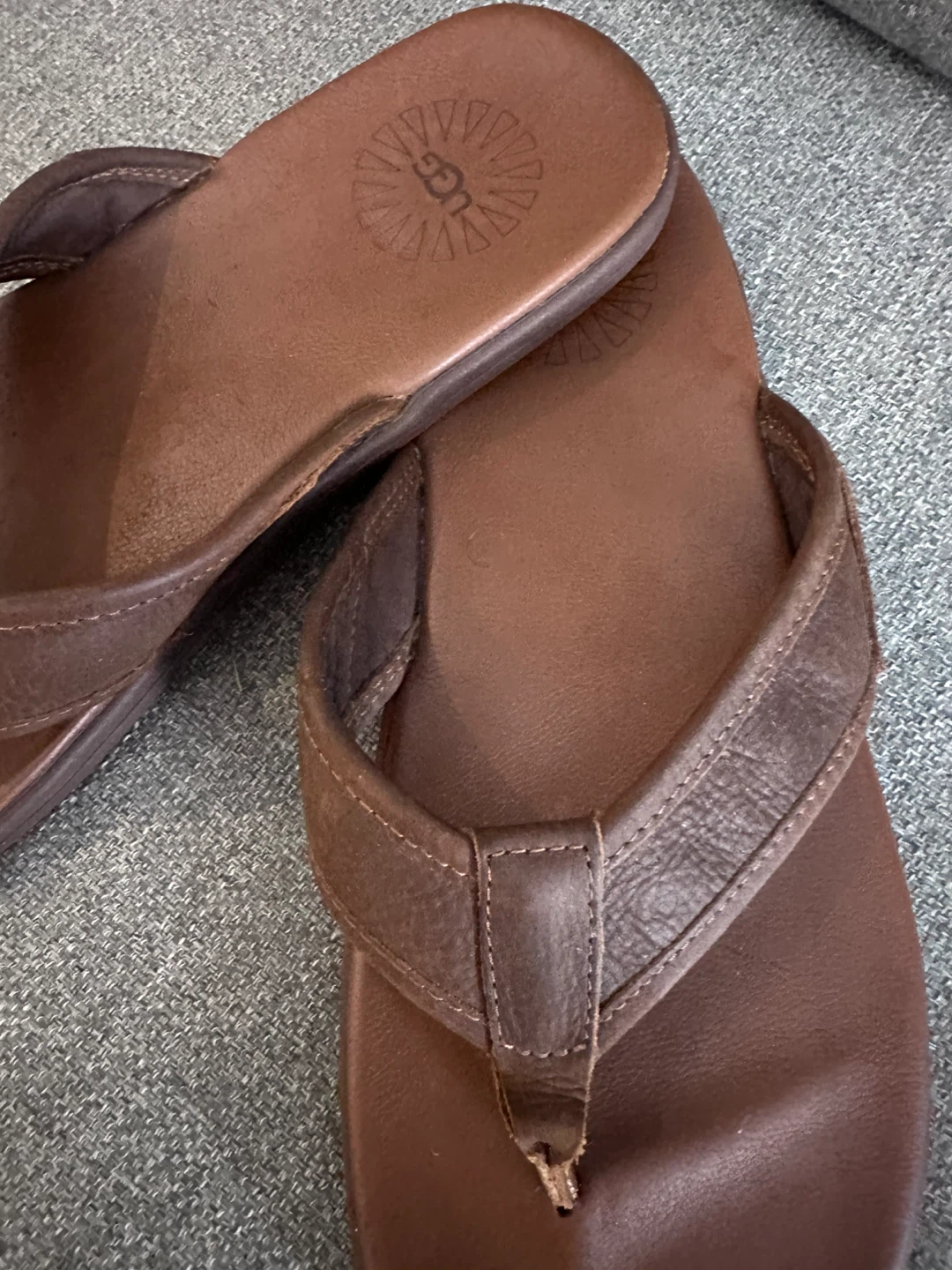 Sandale UGG en cuir brun pour homme - grandeur 10 - photo 2