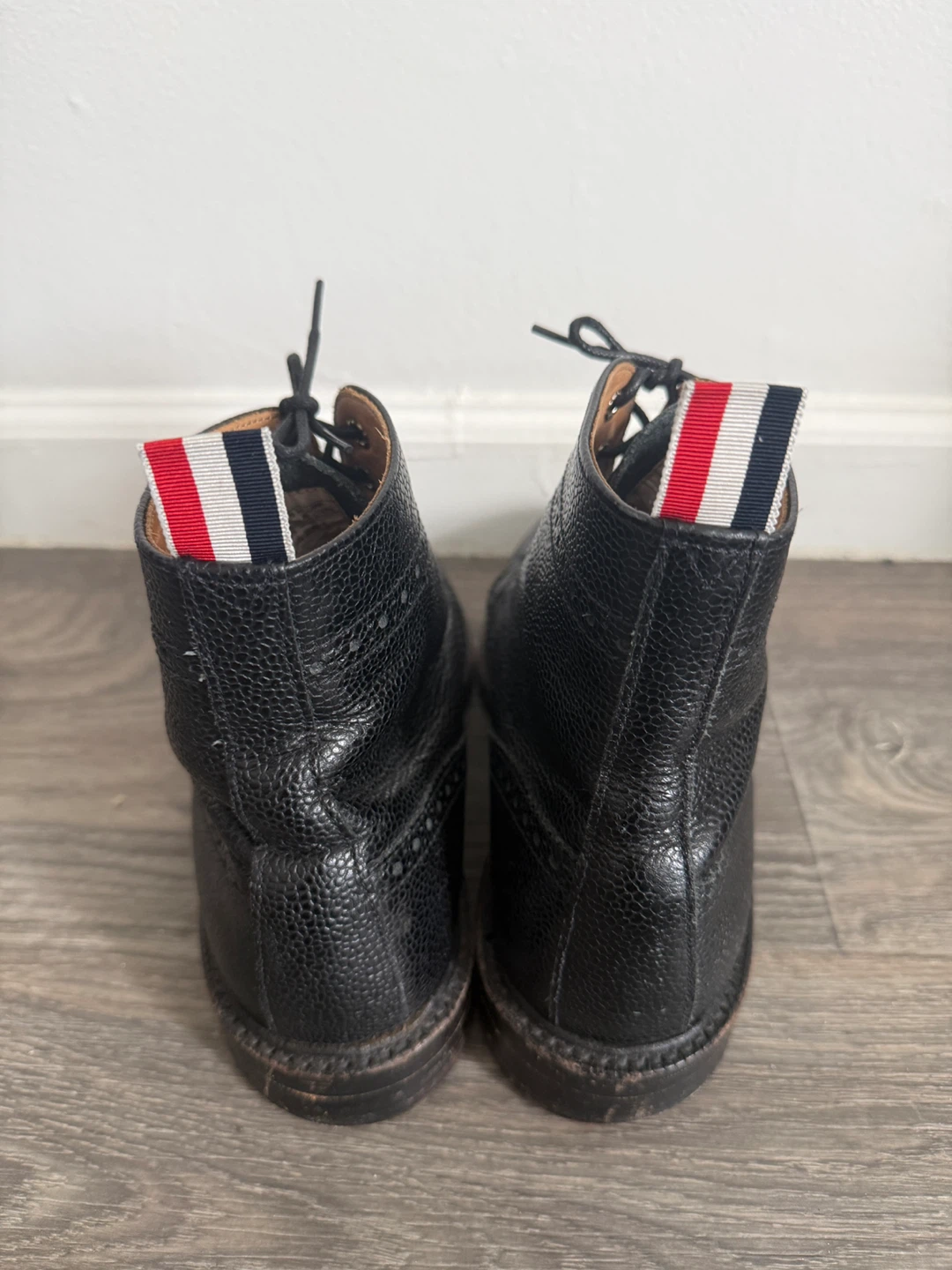 Thom Browne Pebble Grain Leather Sole Wingtip Boots – Size 8.5 - photo 2