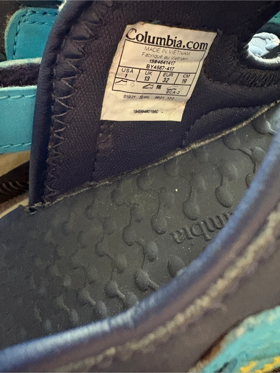 Columbia kids sandals size 1 - photo 3