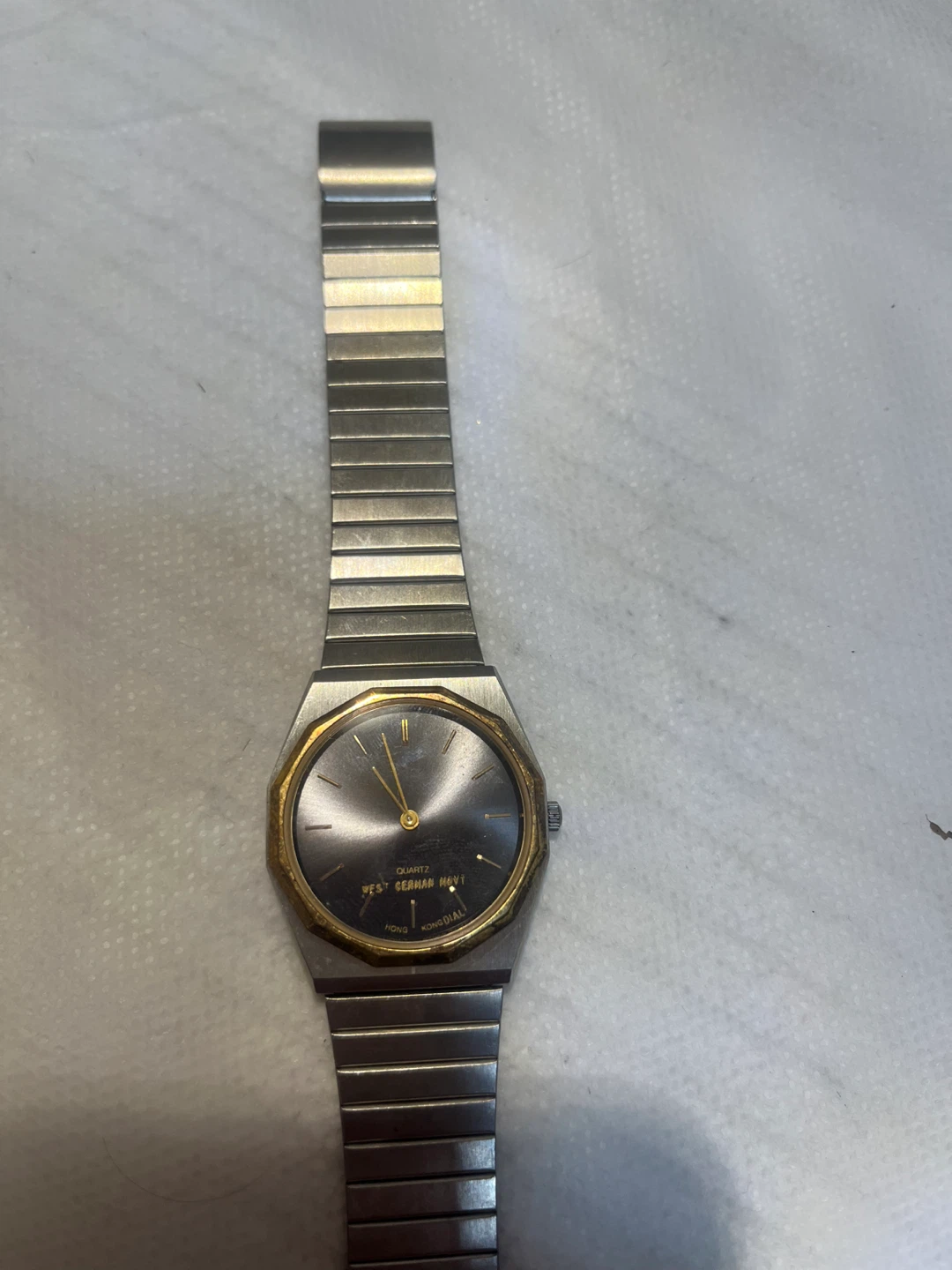 West German Movi Quartz Watch - photo 2