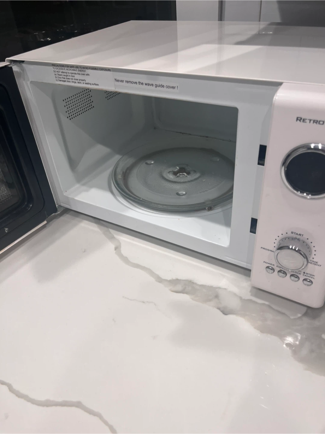 Nostalgia RetroWave Microwave - Cream - photo 4