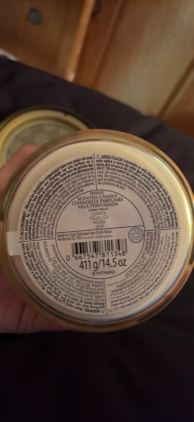 Bath & Body Works Leaves Scented Candle - photo 4