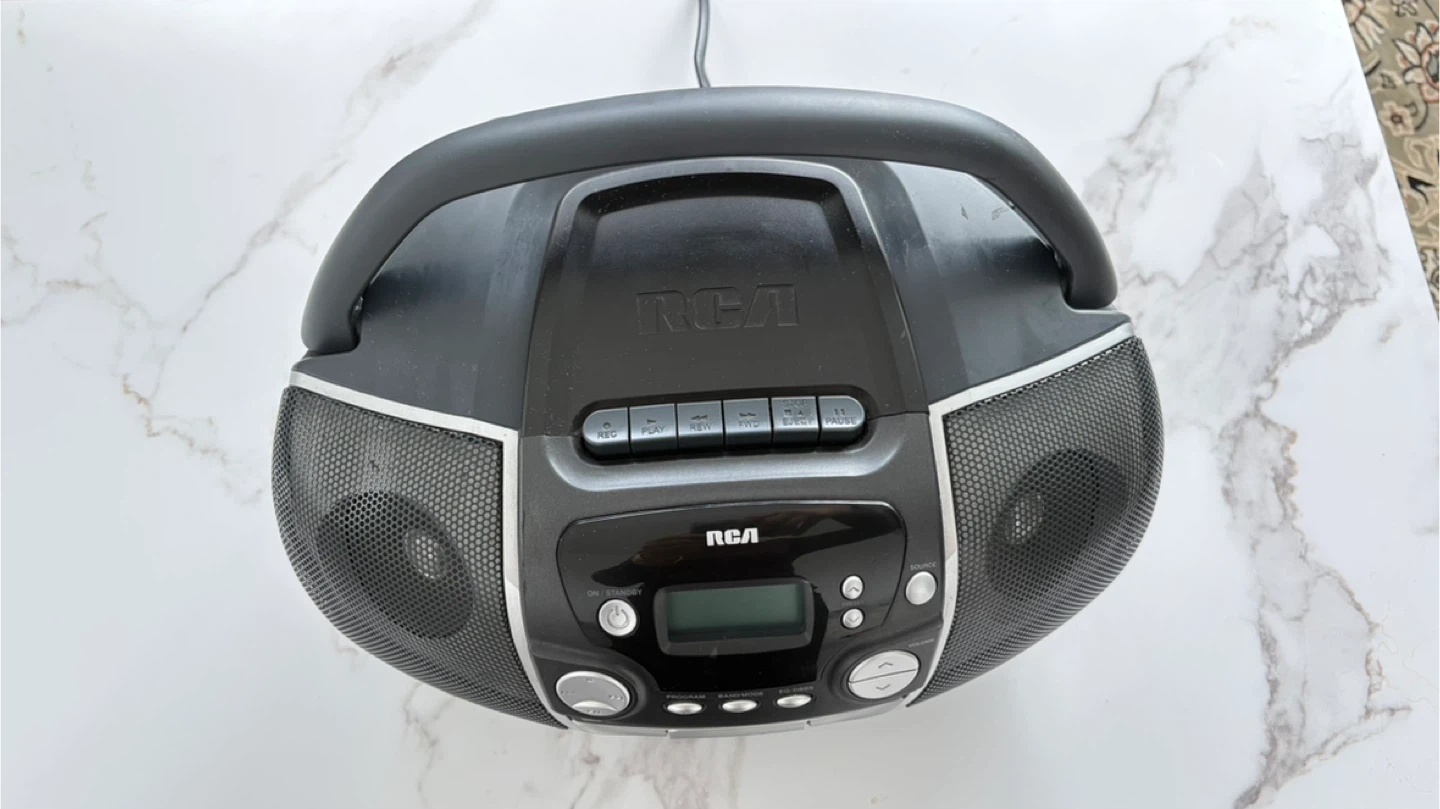RCA Boombox CD Player Radio - photo 3