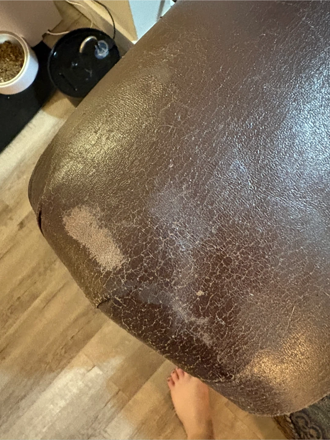 Comfortable Brown Sofa. Great Condition, Minor Wear on Armrests - photo 4