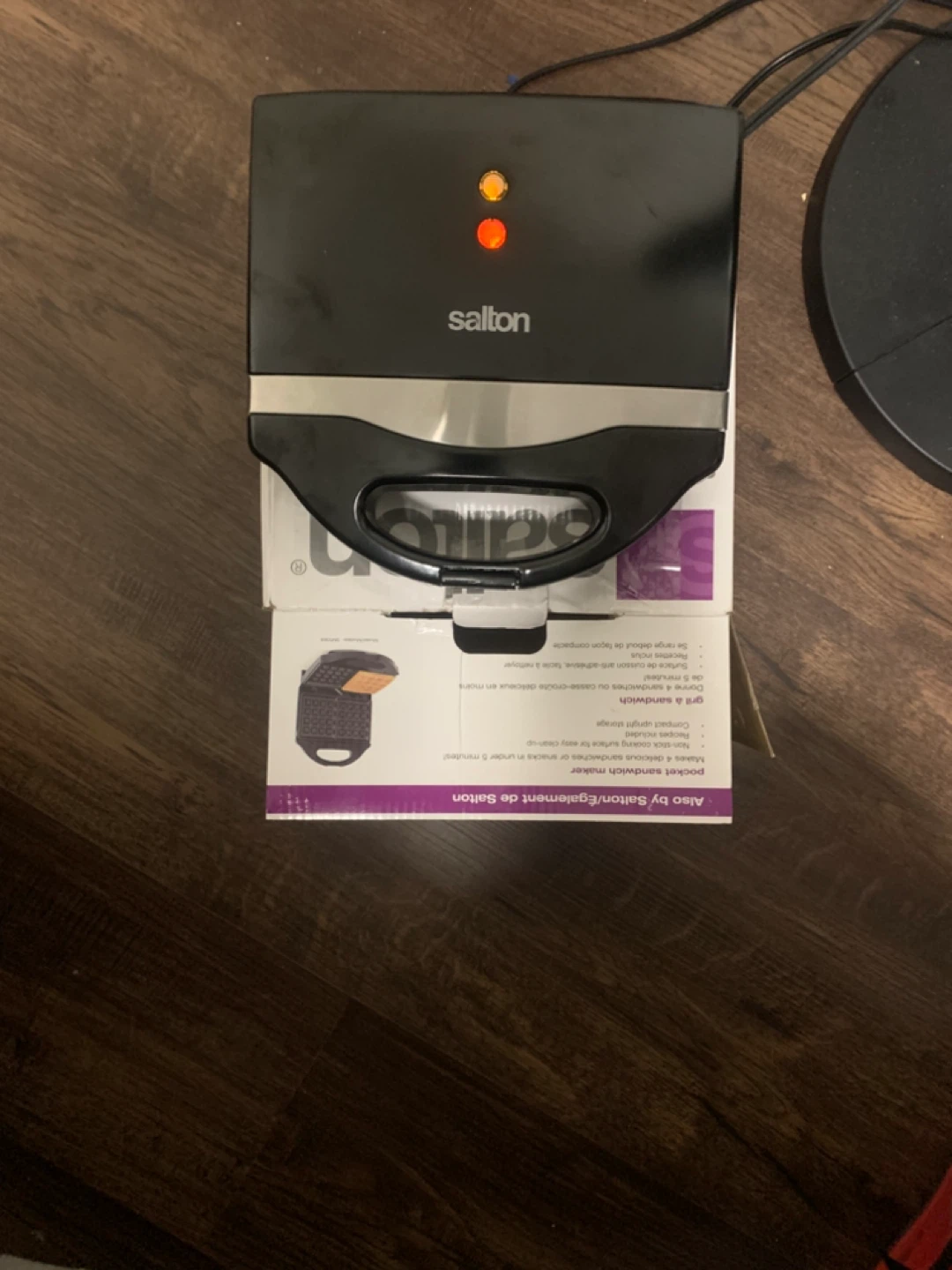 Salton Black Belgian Waffle Maker - photo 3