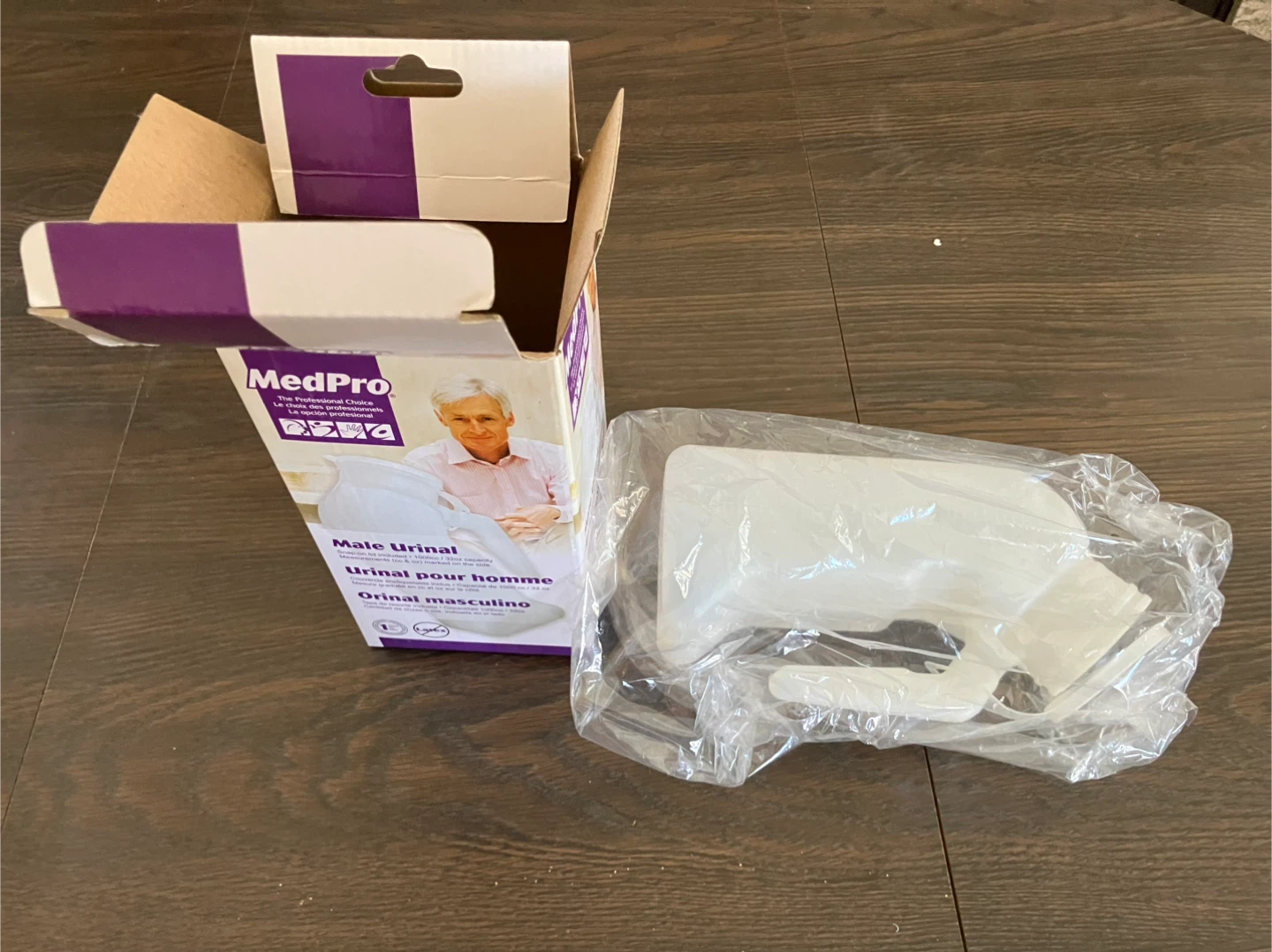 (Brand new)MedPro Male Urinal with Snap-on Lid - photo 2