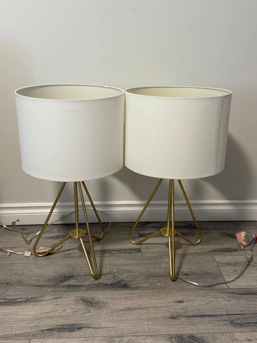 Set of 2 White Drum Lamps with Gold Tripod Bases